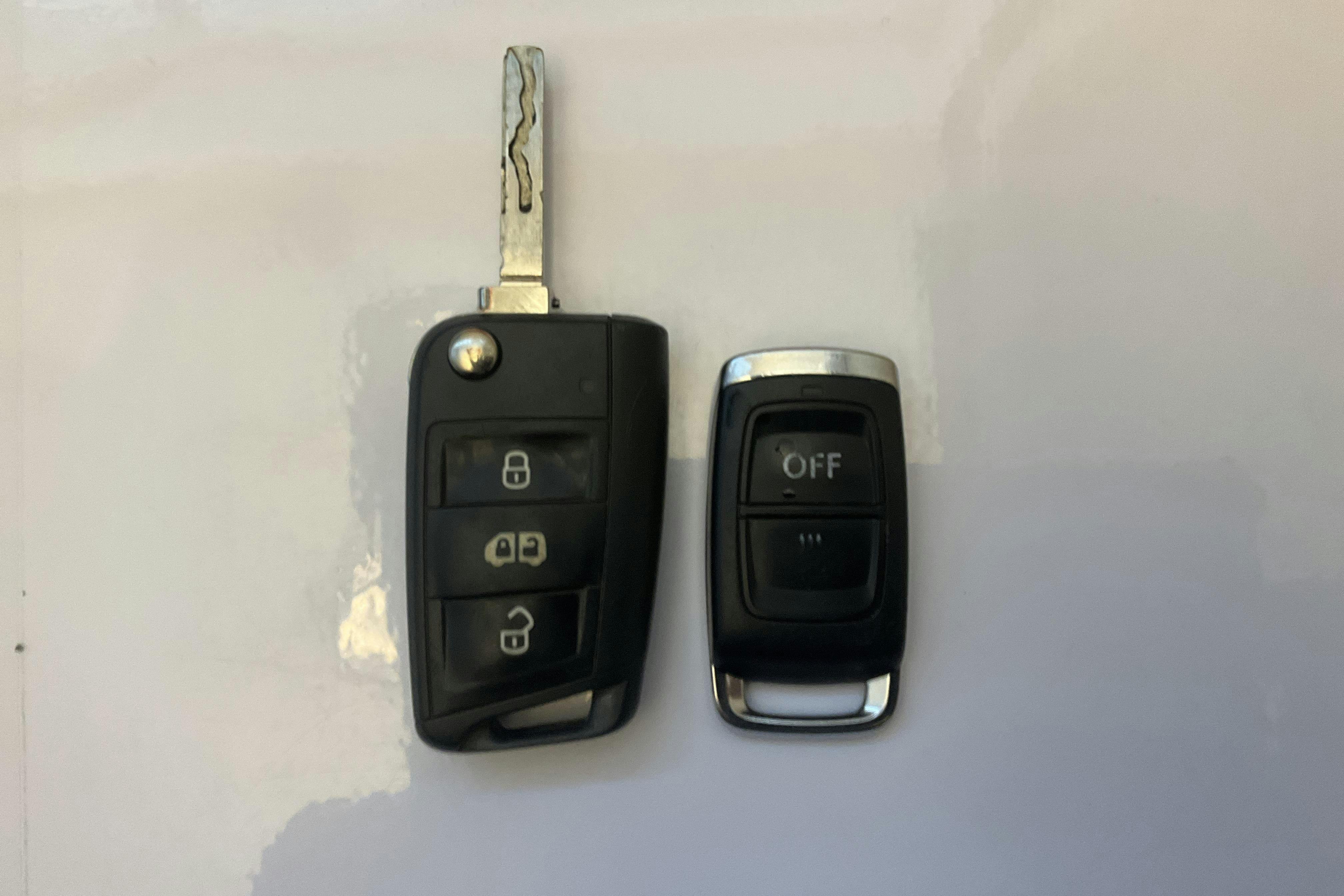 Presentation photo 24 of 24: VW Crafter 35 2.0 TDI Crossbuss - 148 310 km - Manual - white - 2017