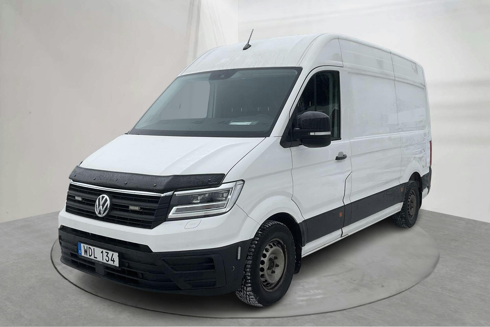 Presentation photo 1 of 24: VW Crafter 35 2.0 TDI Crossbuss - 148 310 km - Manual - white - 2017
