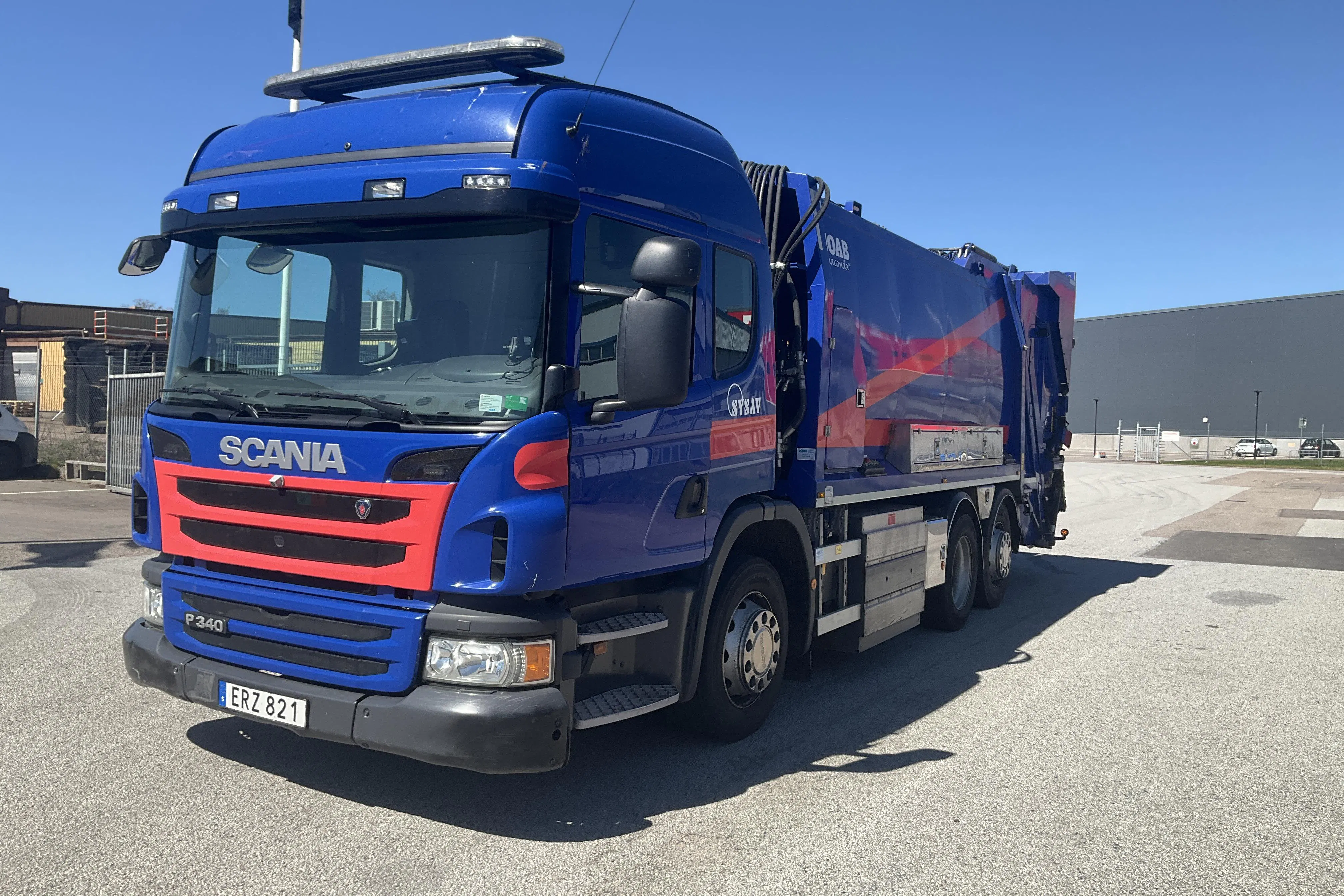 SCANIA P340 LB