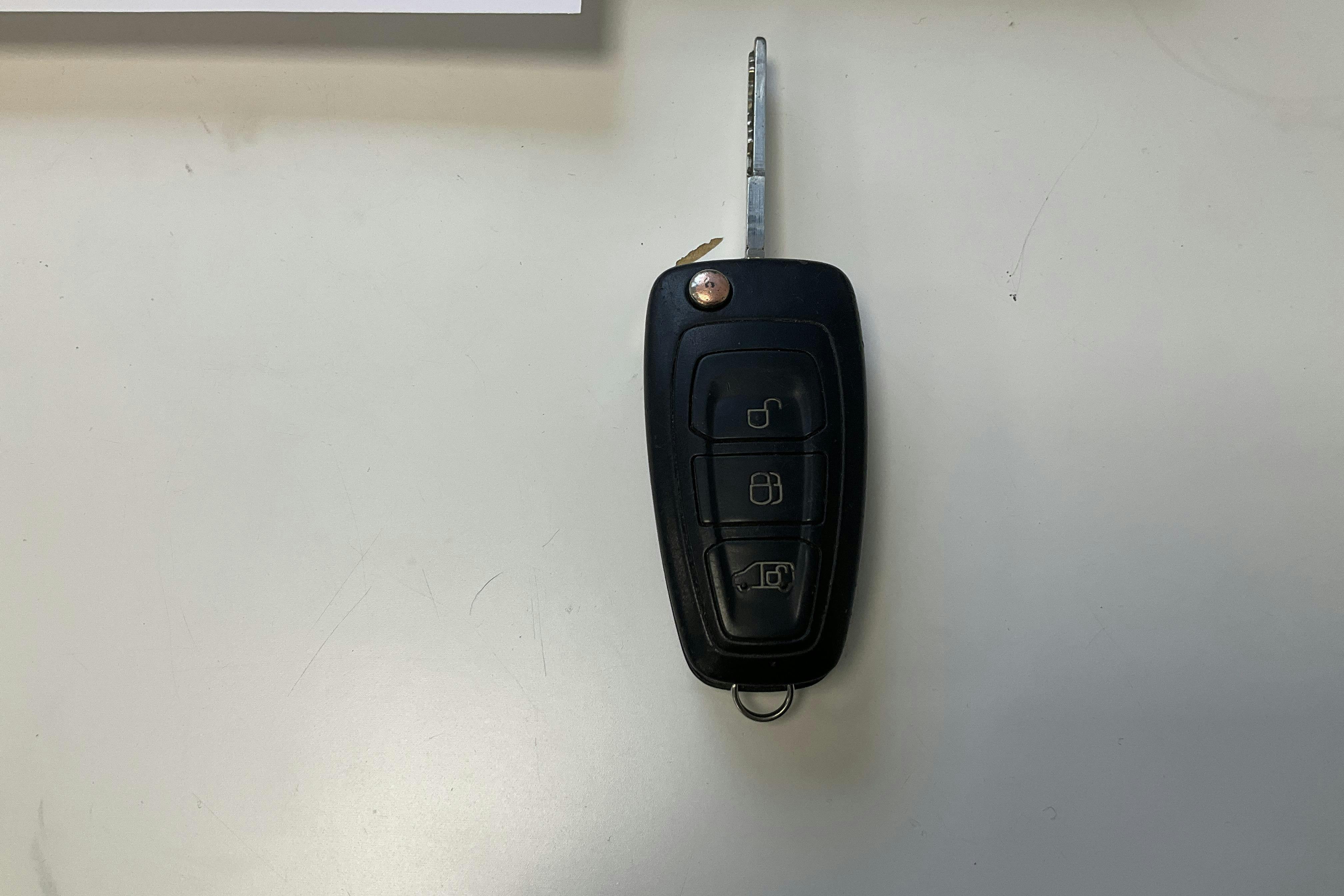 Esittelykuva 16 osoitteesta 16: Ford Transit Connect 1.6 TDCi (95hk) - 196 810 km - Manuaalinen - valkoinen - 2015