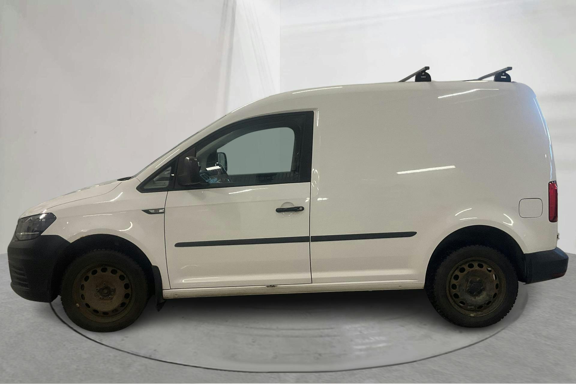 Presentationsfoto 2 av 20: VW Caddy 2.0 TDI Skåp 4MOTION (150hk) - 12 525 mil - Automat - vit - 2016