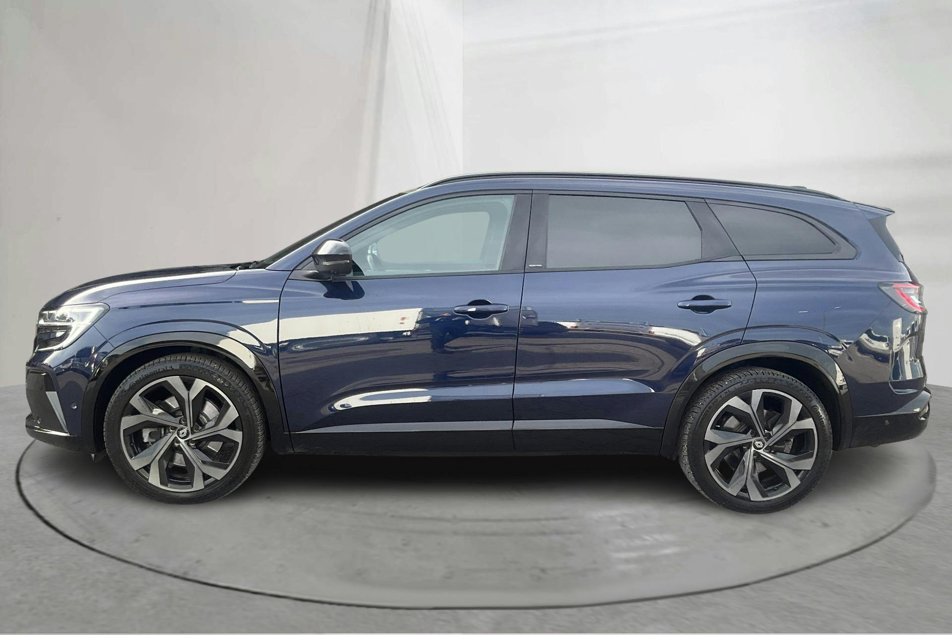 Presentationsfoto 2 av 19: Renault Espace 1.2 E-Tech Mulimode (200hk) - 4 960 mil - Automat - blå - 2024