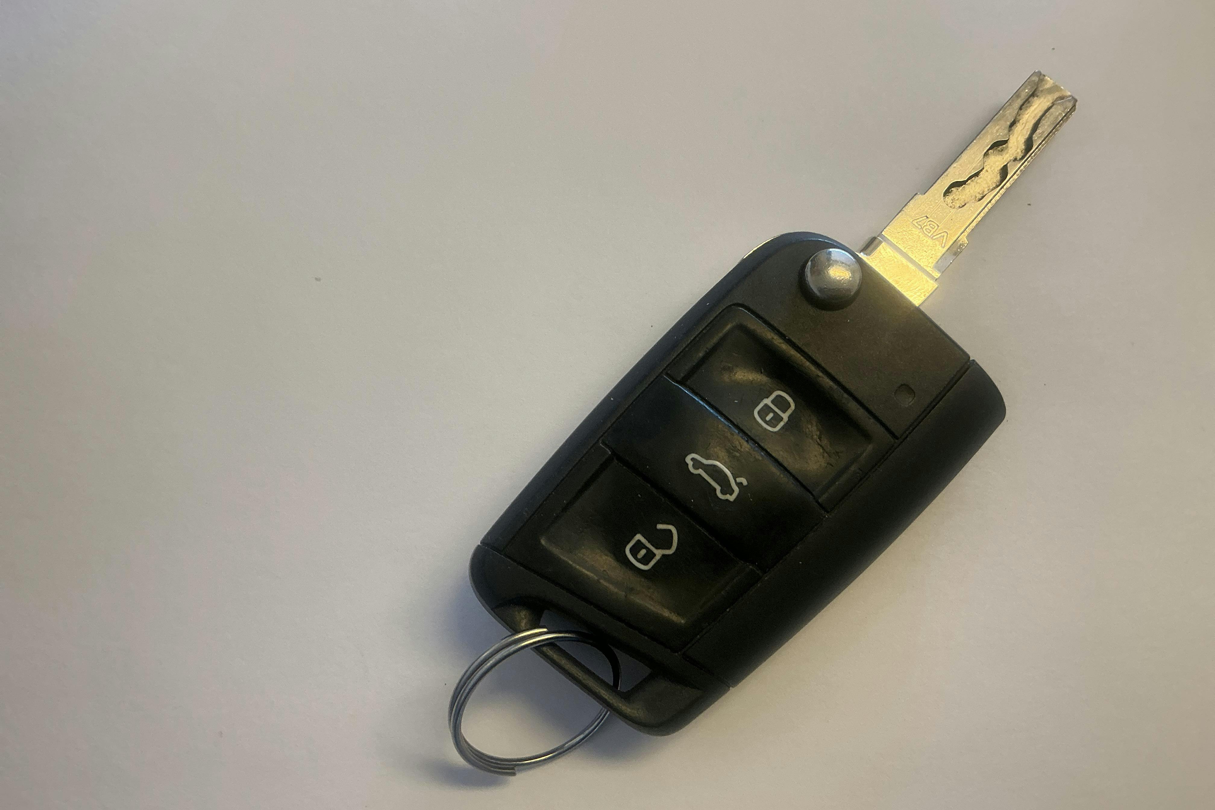 Præsentationsfoto 15 af 15: VW Golf VII 1.5 TGI Sportscombi (130hk) - 39 210 kilometer - Salgsautomat - Hvid - 2020