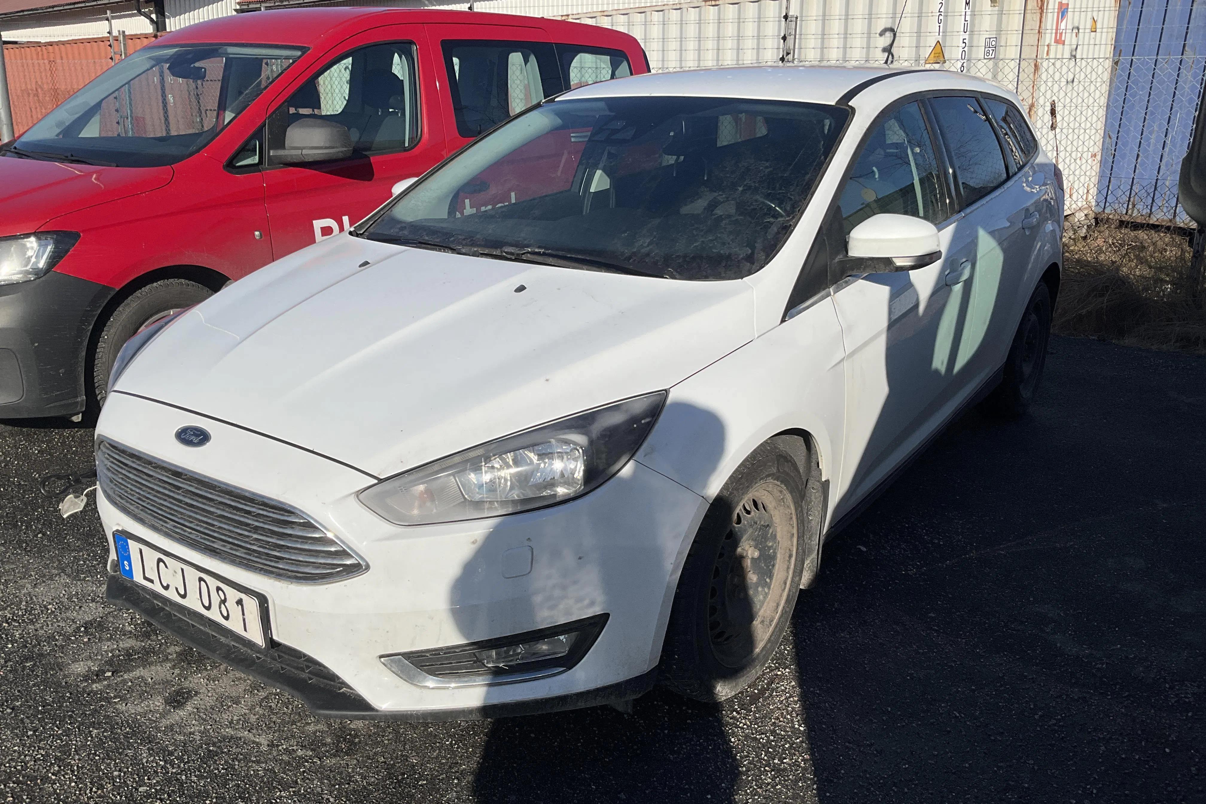 Presentation photo 1 of 13: Ford Focus 1.0 EcoBoost Kombi (125hk) - 174 960 km - Automatic - white - 2016