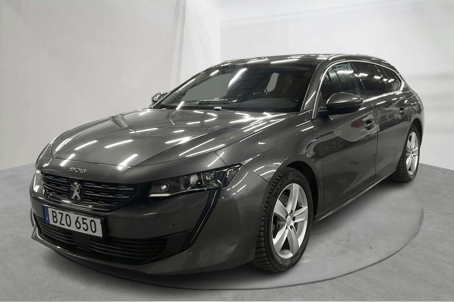 Presentation photo 1 of 20: Peugeot 508 1.6 Hybrid SW (225hk) - 81 180 km - Automatic - gray - 2021