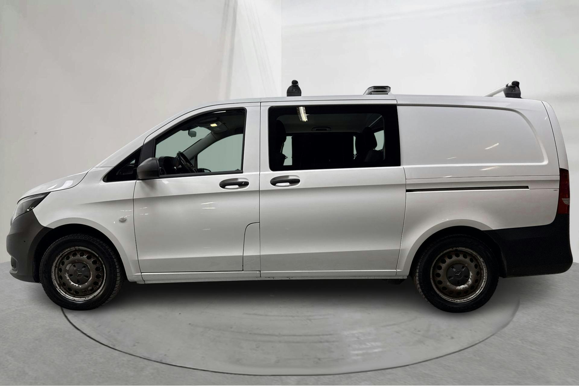 Presentation photo 2 of 18: Mercedes Vito Mixto 114 CDI 4MATIC W640 (136hk) - 67 510 km - Automatic - white - 2018