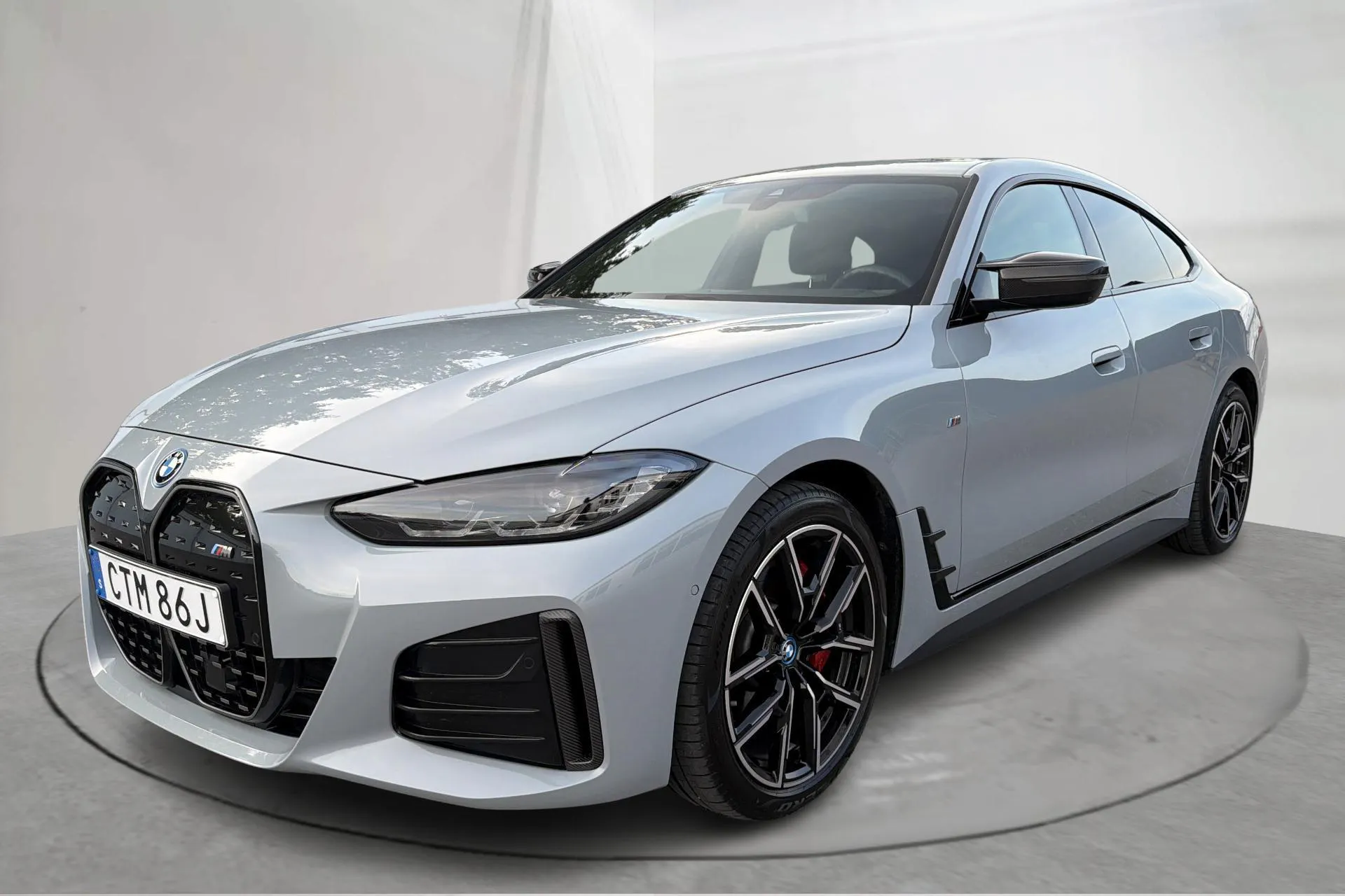 Presentationsfoto 1 av 19: BMW i4 M50 xDrive, G26 (523hk) - 5 833 mil - Automat - grå - 2024