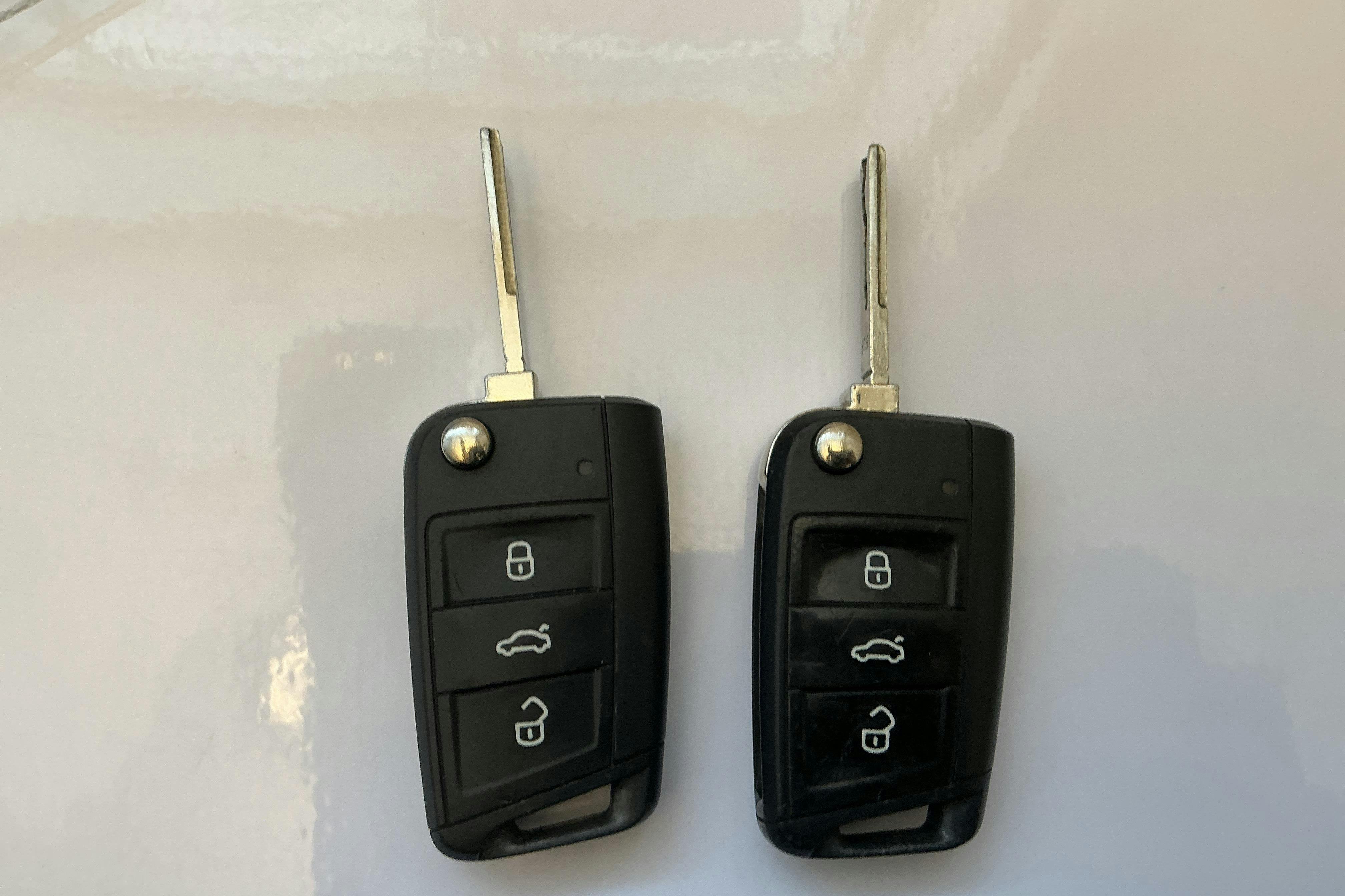 Esitlusfoto 13 aadressil 13: VW Polo 1.0 TSI 5dr (95hk) - 212 650 km - Automaatne - valge - 2020