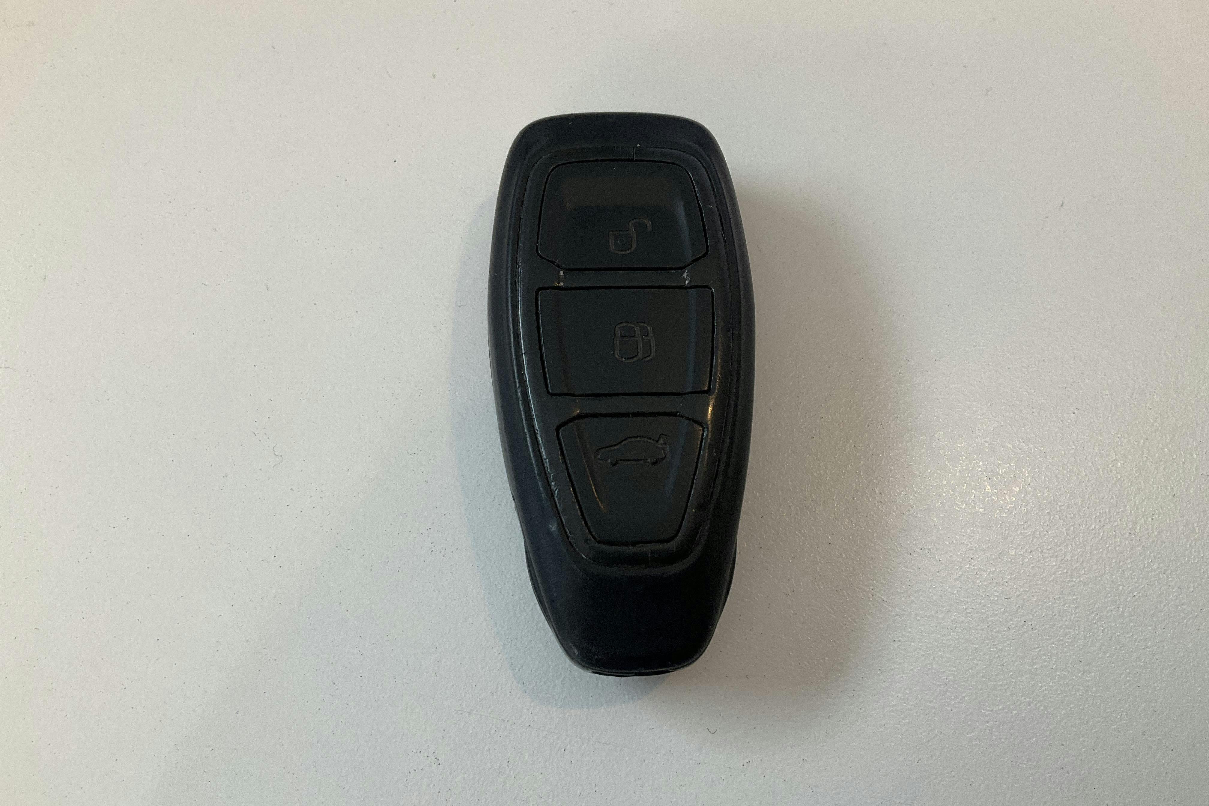 Presentation photo 12 of 12: Ford Mondeo 2.0 TDCi 5dr (140hk) - 284 250 km - Automatic - gray - 2009