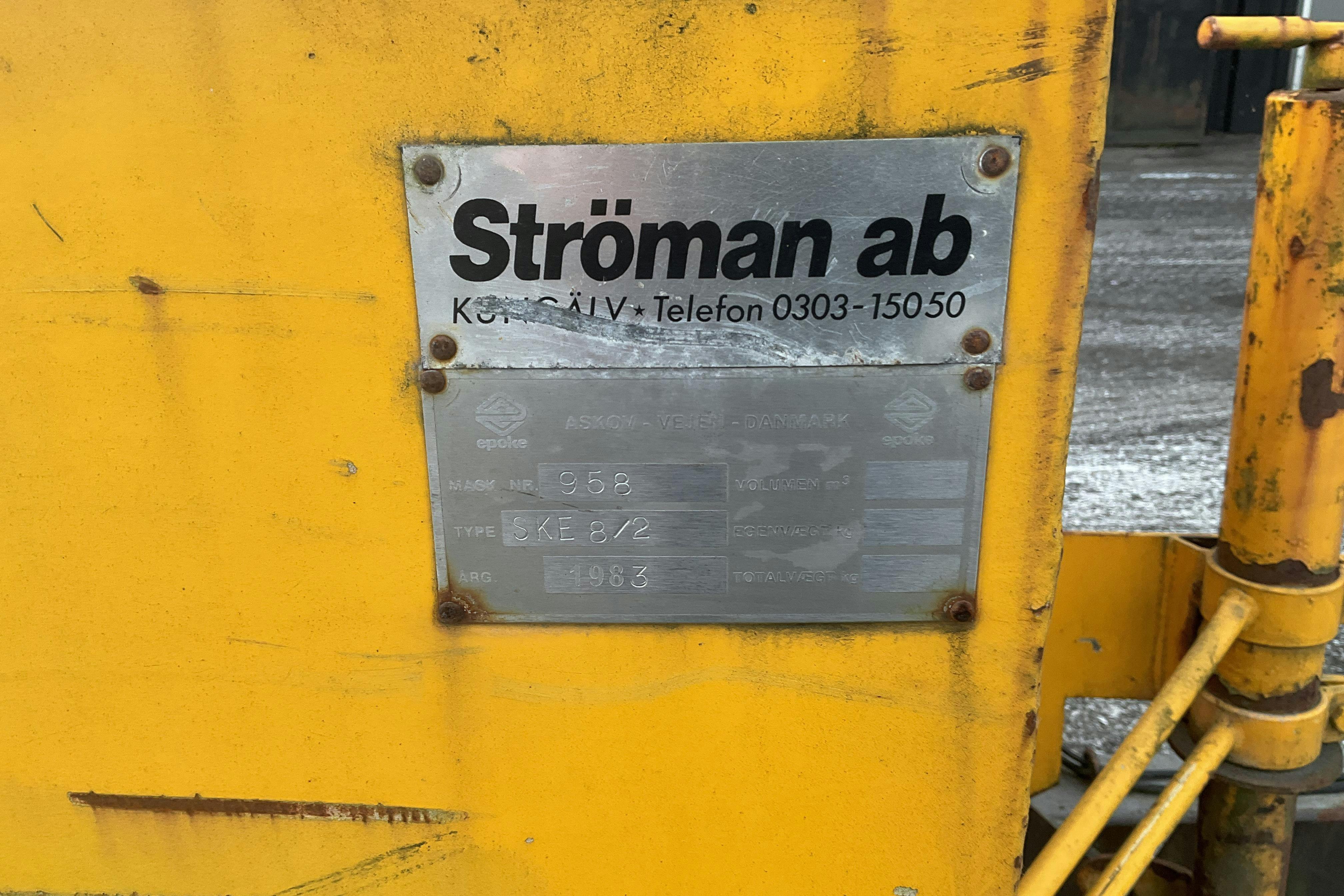 Presentation photo 12 of 12: Falköping epoke spridare -  - 1983