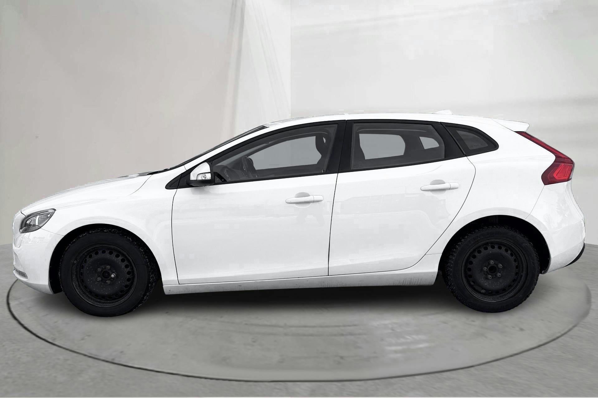 Presentation photo 2 of 15: Volvo V40 D2 (115hk) - 135 670 km - Automatic - white - 2015