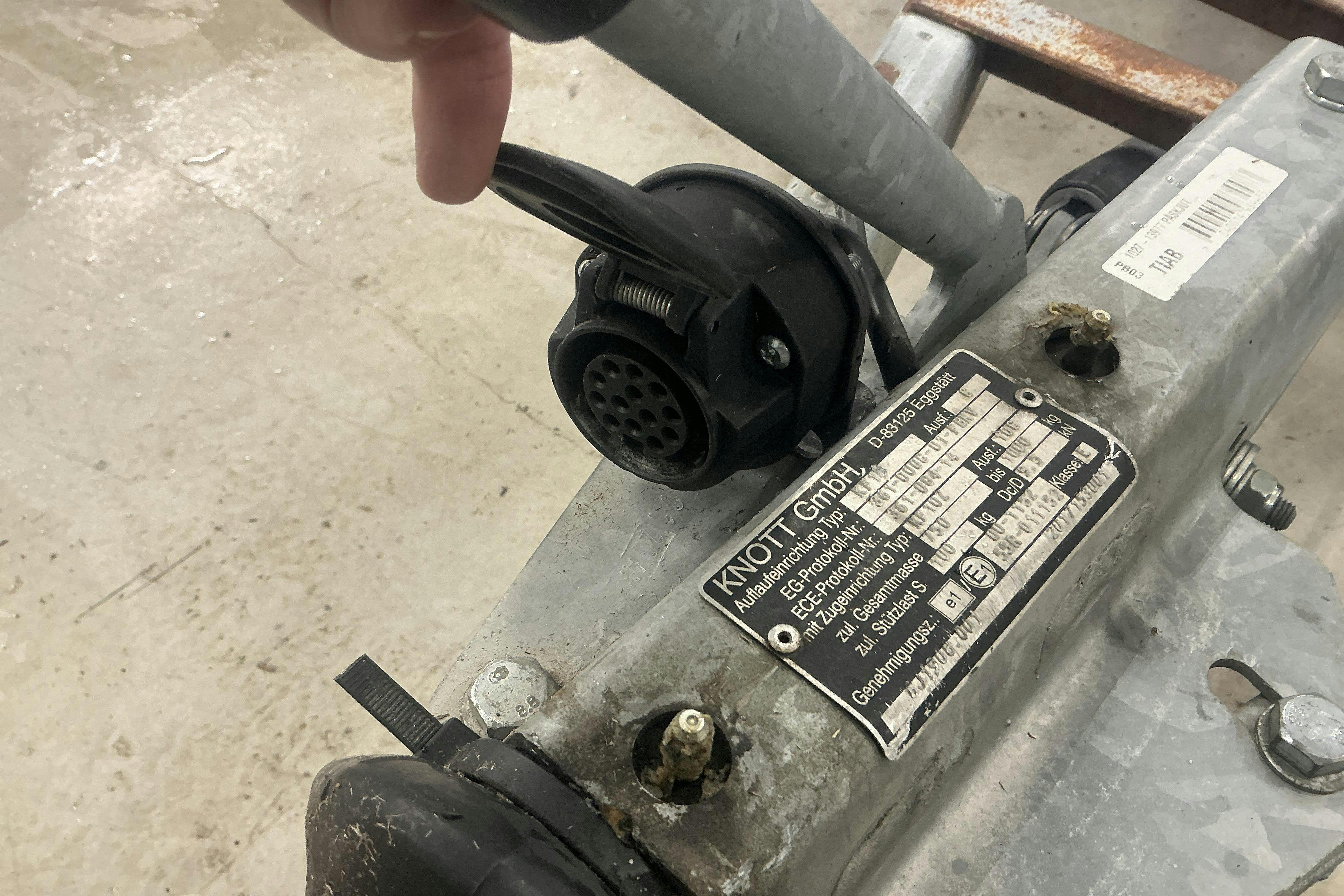 Presentationsfoto 9 av 9: HEBE 850 L Släpvagn (Rep.Objekt) - 0 km - Light Grey - 1982