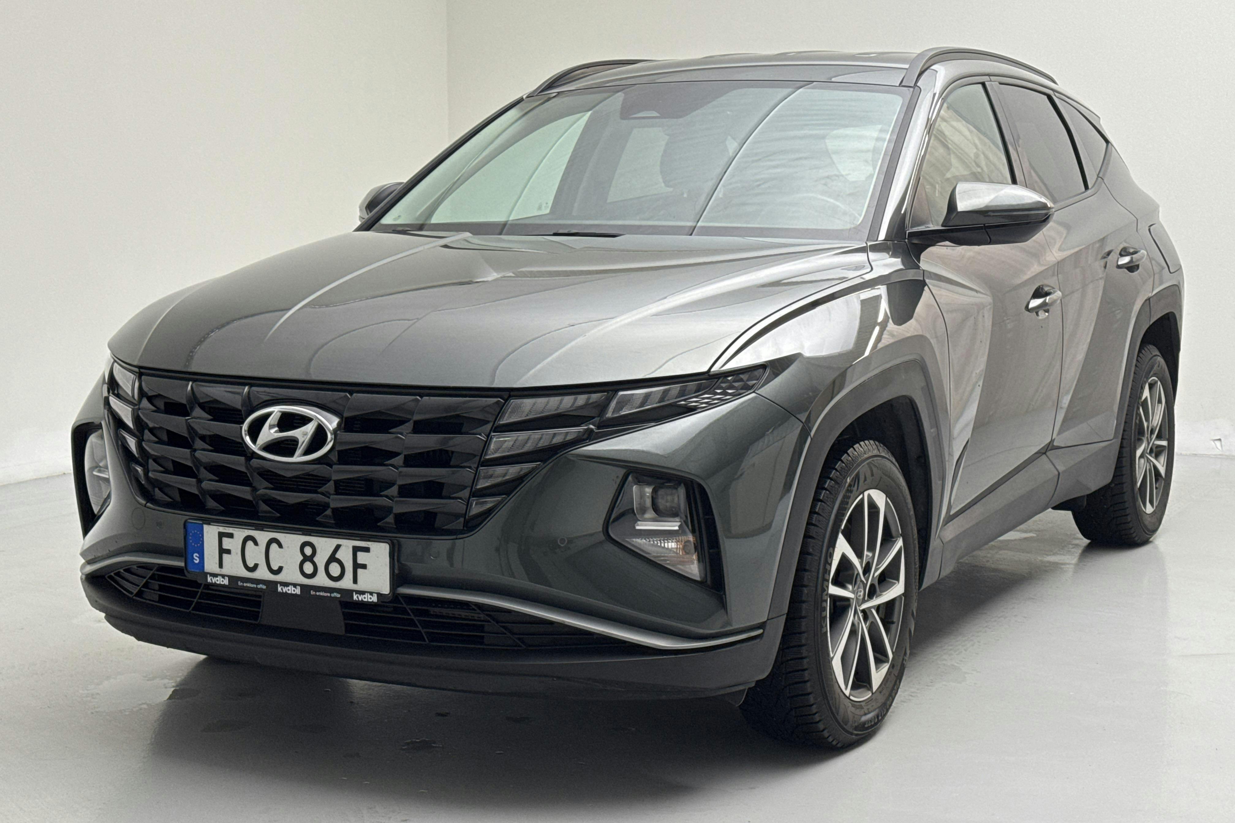 Presentationsfoto 1 av 15: Hyundai Tucson 1.6 GDI Hybrid (230hk) - 4 173 mil - Automat - grå - 2021