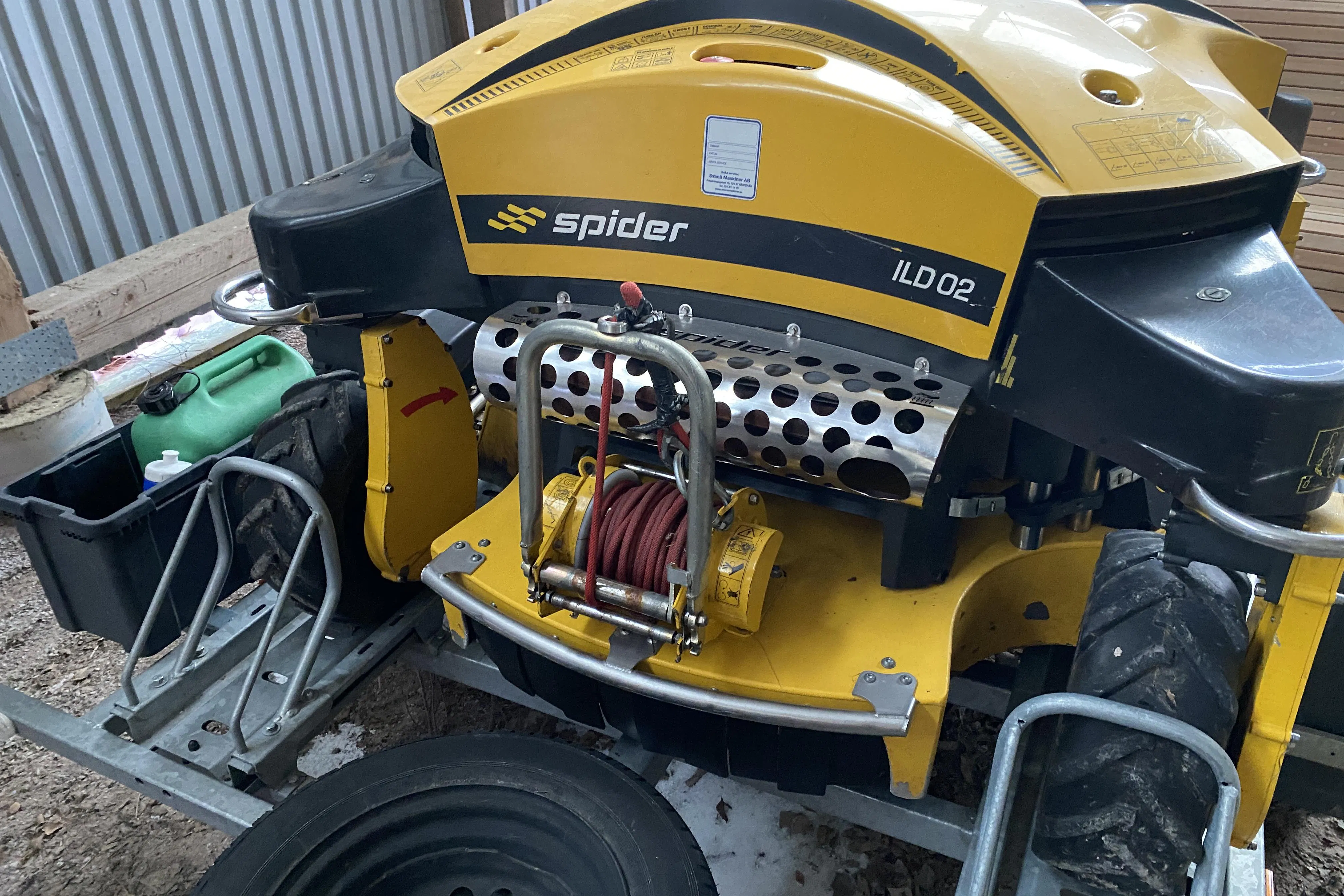 Presentationsfoto 2 av 10: Spider fjärrstyrd gräsklippare -  - silver - 2017