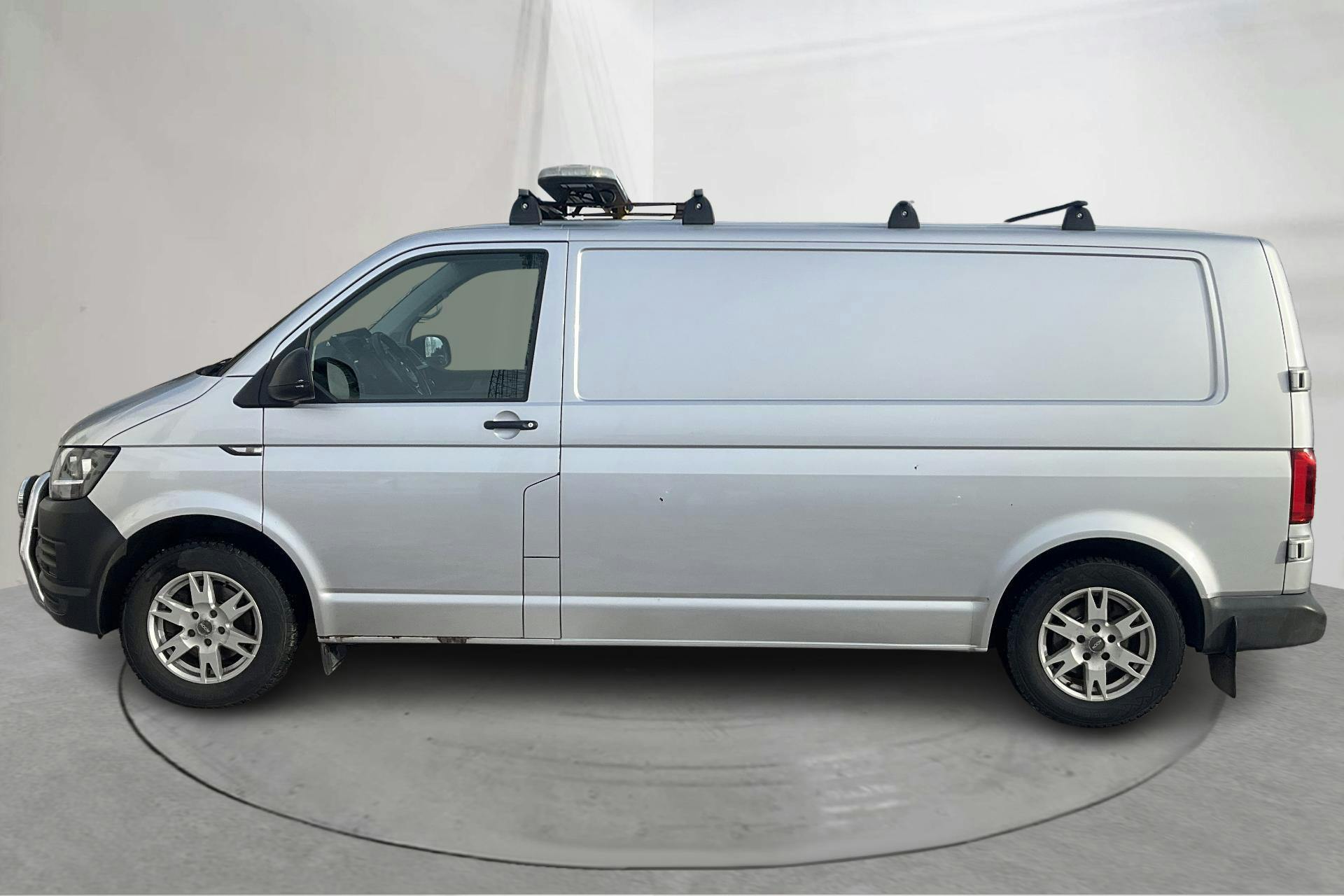Presentation photo 2 of 15: VW Transporter 2.0 TDI BMT Skåp 4MOTION (140hk) - 85 450 km - Manual - silver - 2016