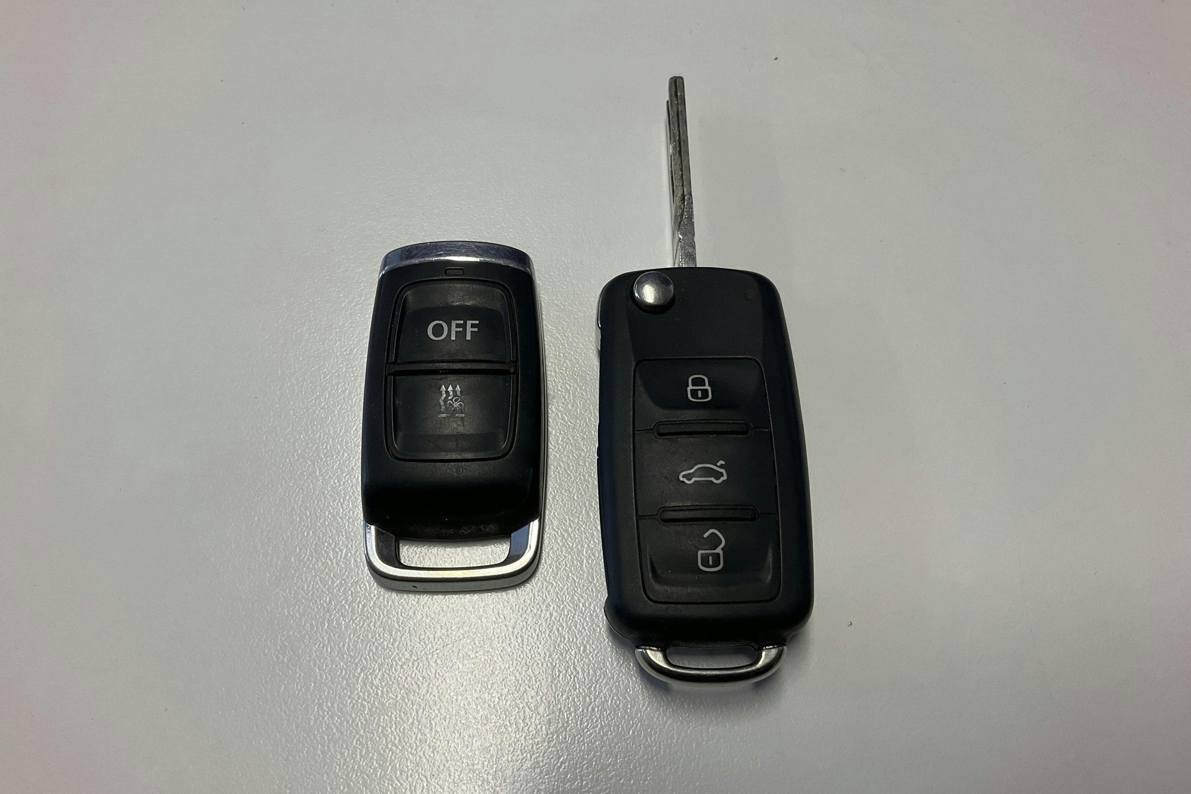 Presentation photo 13 of 13: VW Transporter T6 2.0 TDI BMT Skåp 4MOTION (150hk) - 104 400 km - Manual - white - 2018