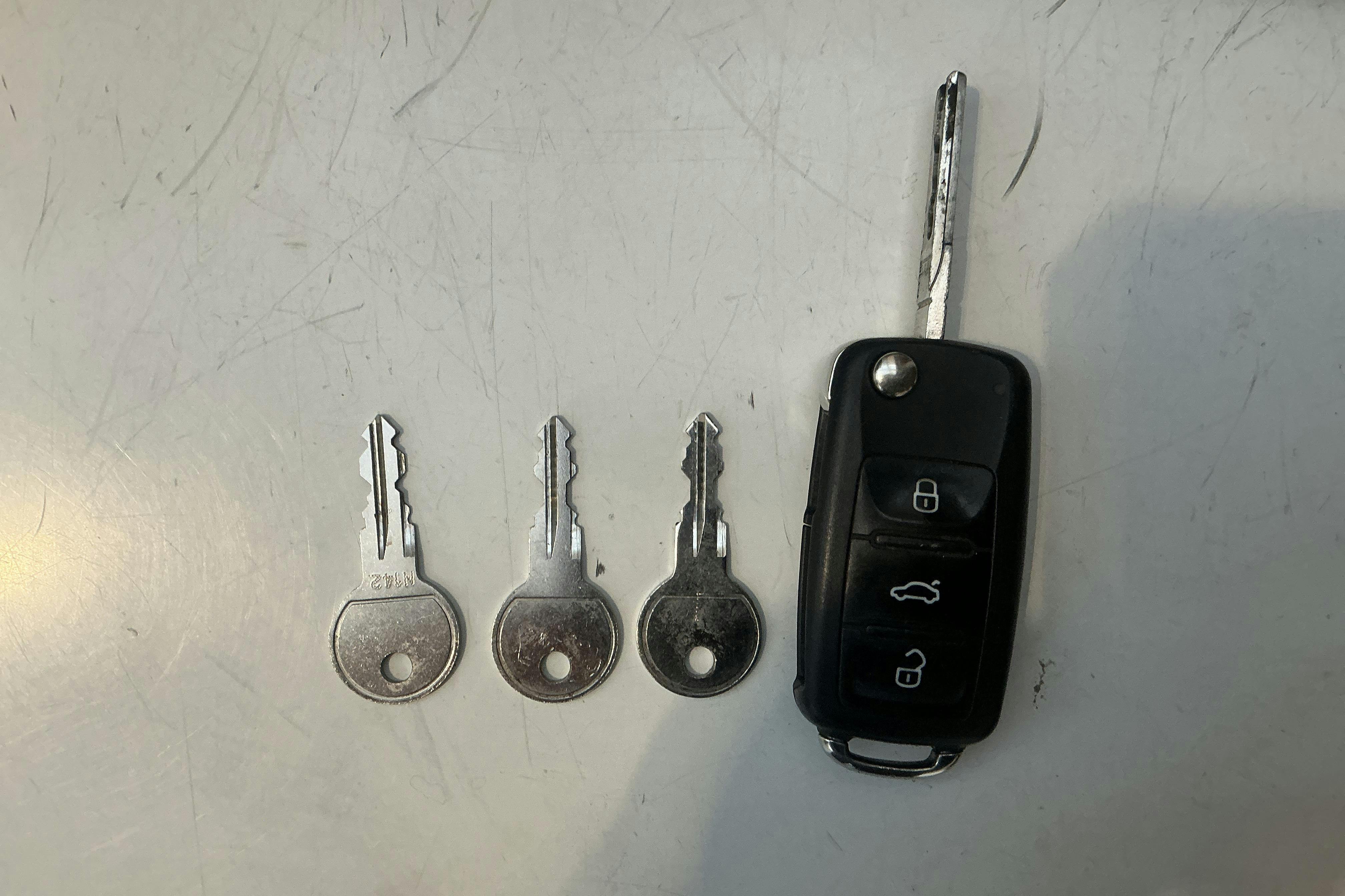 Presentation photo 15 of 15: VW Transporter T6 2.0 TDI BMT Skåp 4MOTION (150hk) - 279 080 km - Automatic - white - 2018