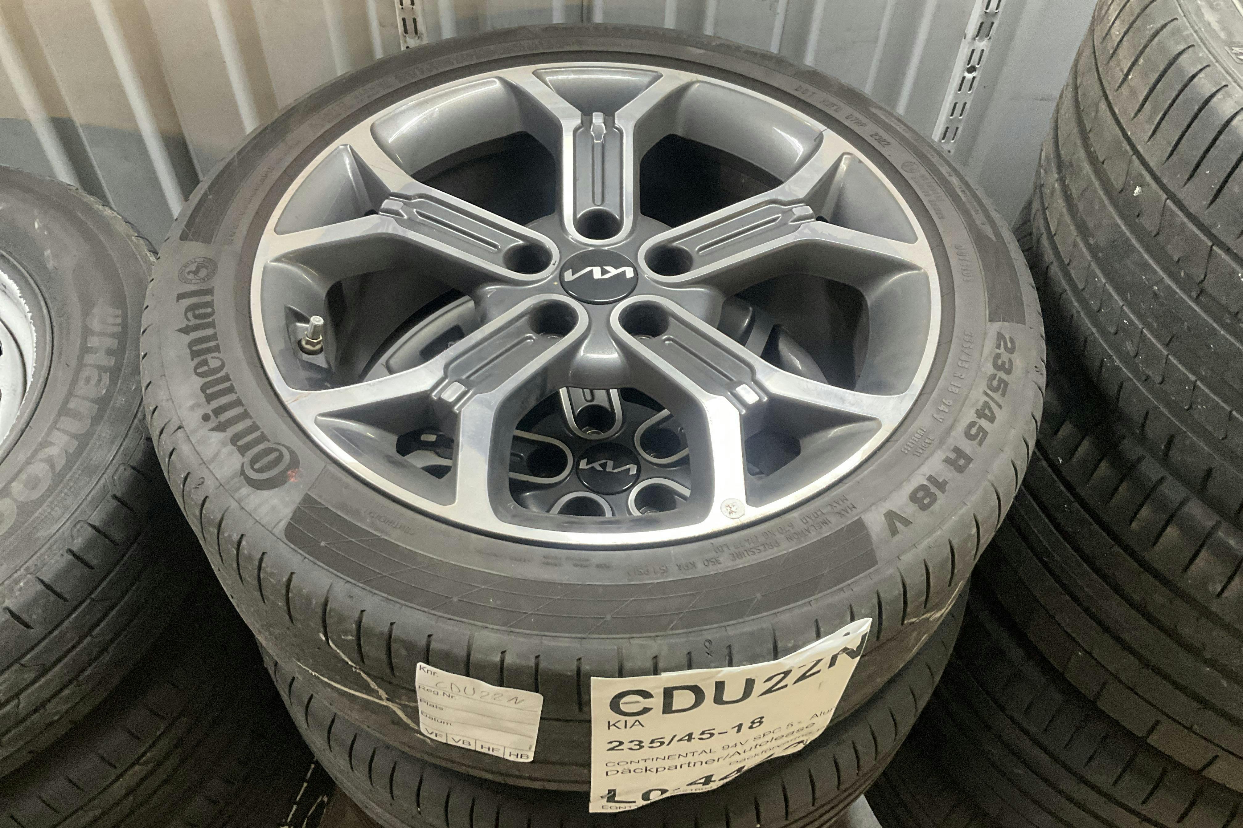 Presentation photo 17 of 17: KIA XCeed 1.6 Plug-in Hybrid 5dr (141hk) - 154 630 km - Automatic - gray - 2022