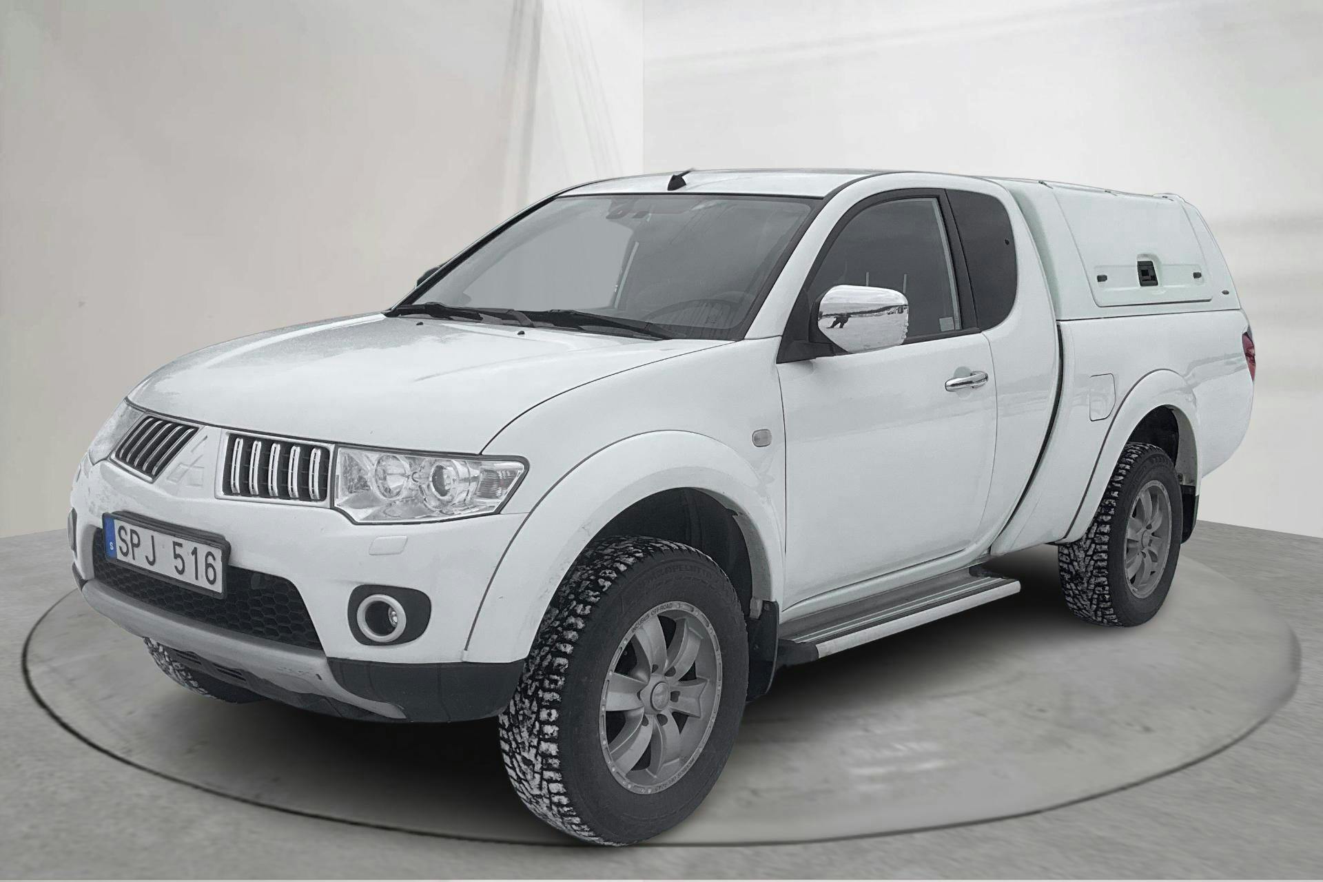 Presentation photo 1 of 13: Mitsubishi L200 2.5 DI-D (178hk) - 80 530 km - Manual - white - 2012