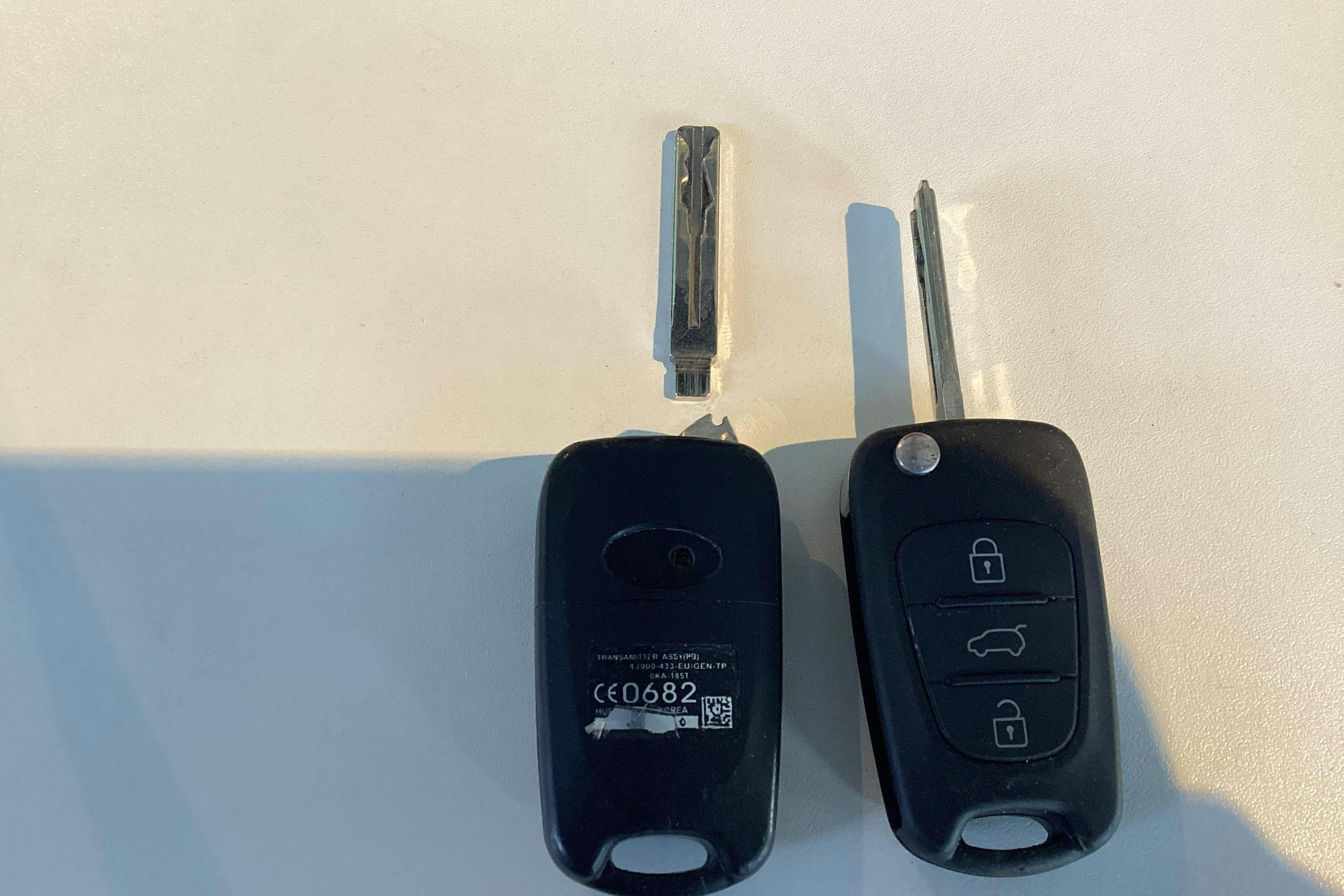 Præsentationsfoto 11 af 11: KIA Cee'd 1.6 CRDi SW (128hk) - 251 380 kilometer - Manuel - grå - 2012