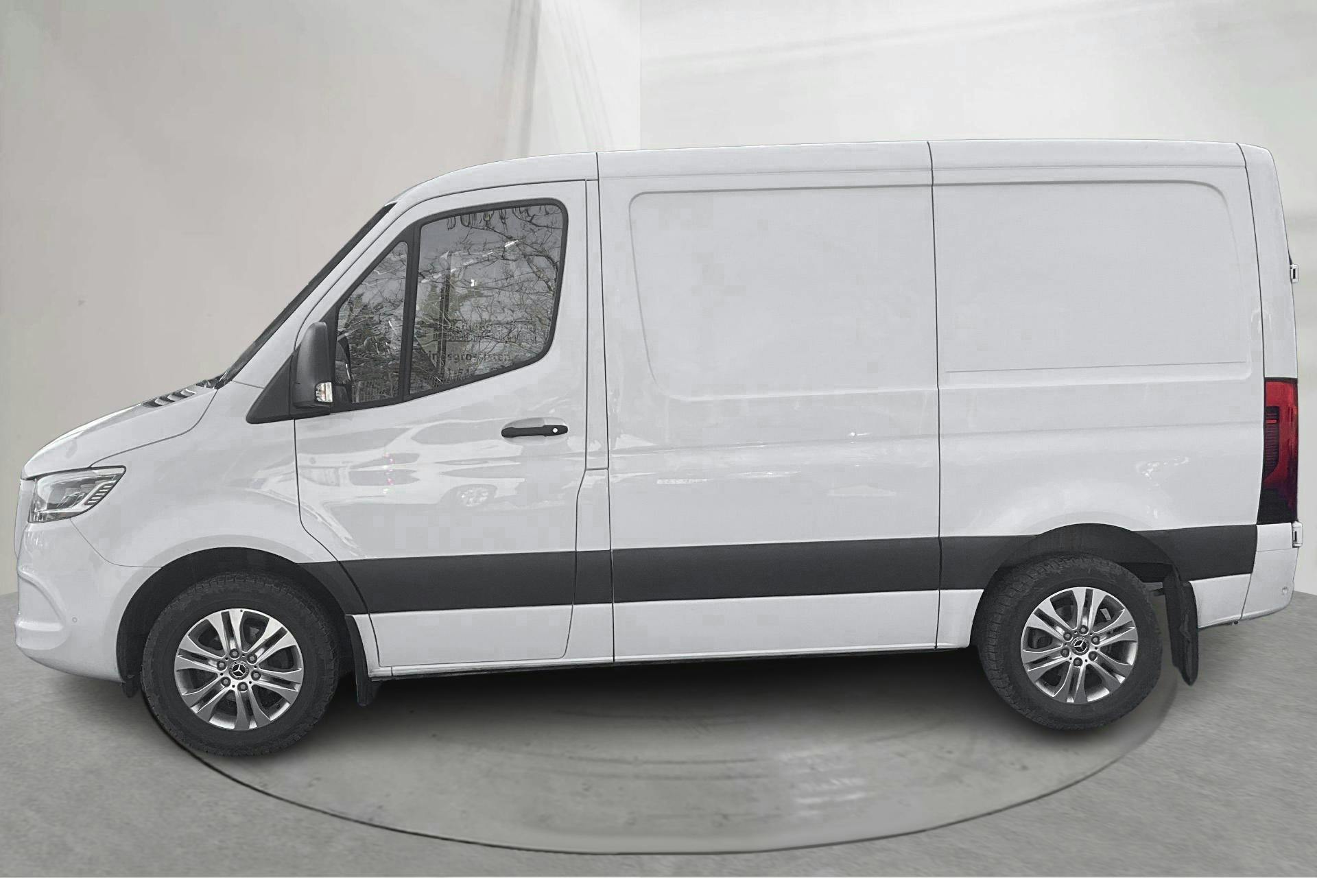Presentation photo 2 of 16: Mercedes Sprinter 317 CDI Skåp RWD (170hk) - 31 430 km - Automatic - white - 2023