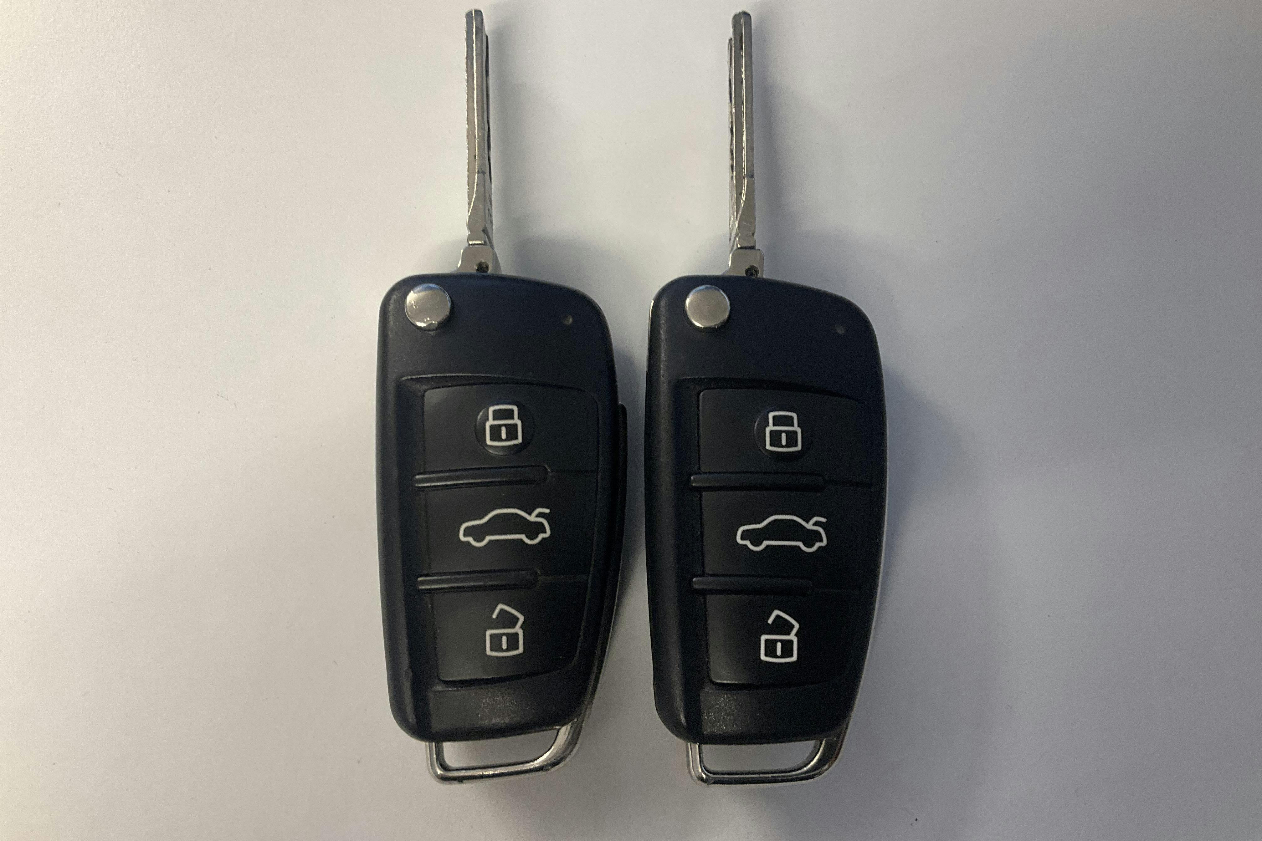 Presentation photo 17 of 17: Audi A3 1.0 TFSI Sportback (116hk) - 71 760 km - Manual - white - 2017