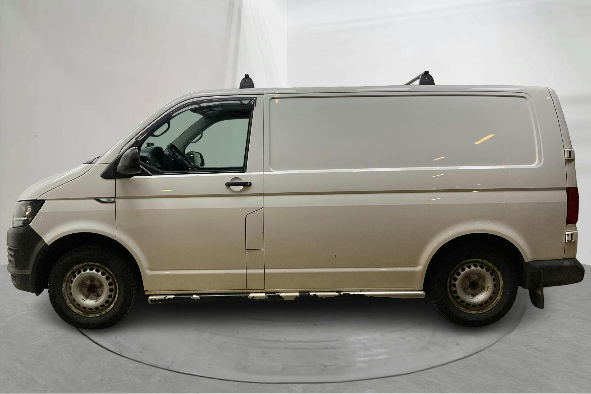Presentation photo 2 of 15: VW Transporter T6 2.0 TDI BMT Skåp (102hk) - 180 820 km - Manual - white - 2016