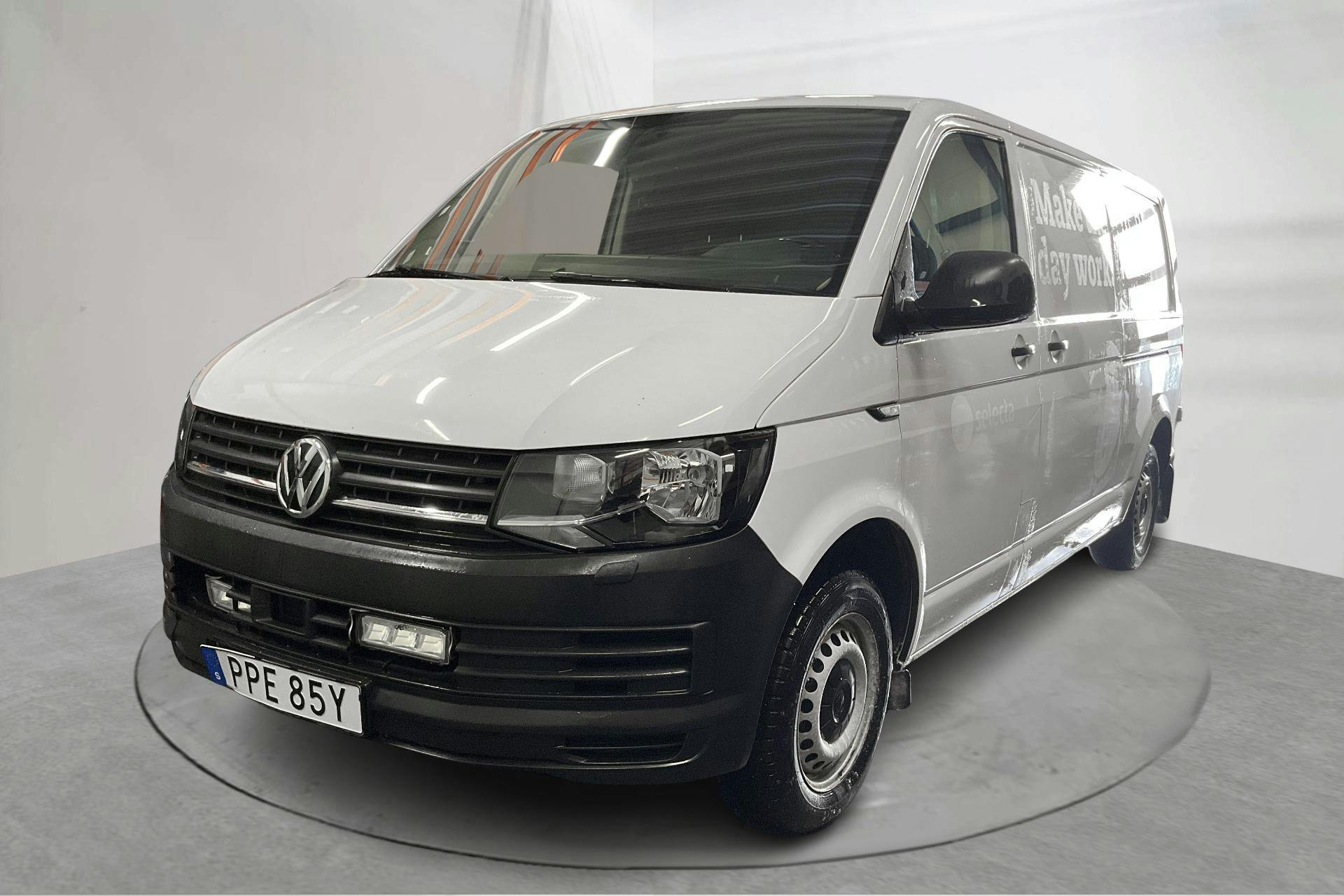 Presentation photo 1 of 15: VW Transporter T6 2.0 TDI BMT Skåp (150hk) - 157 740 km - Automatic - white - 2019