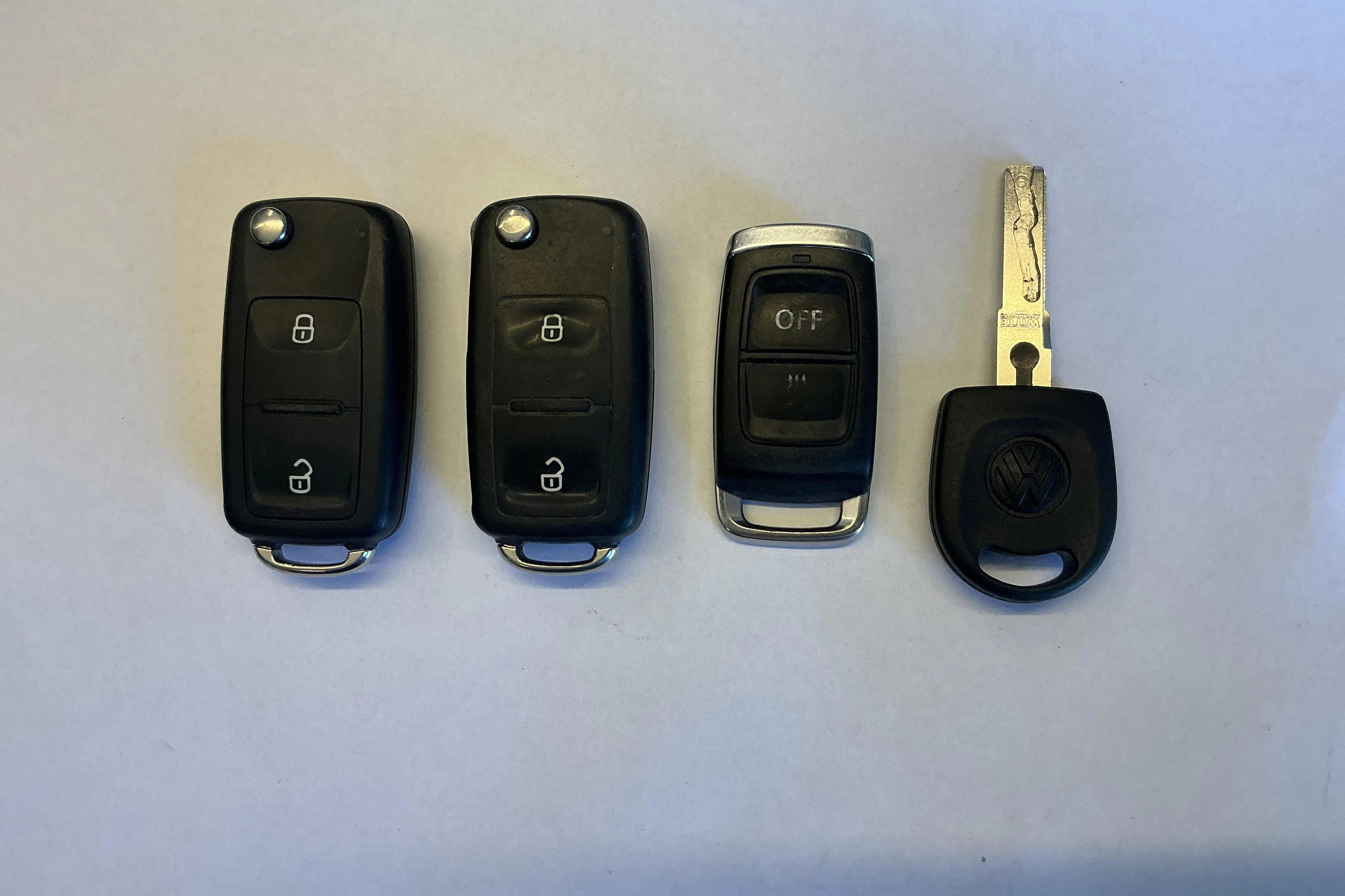 Presentationsfoto 15 av 15: VW Transporter T6 2.0 TDI BMT Skåp (150hk) - 18 172 mil - Automat - blå - 2017