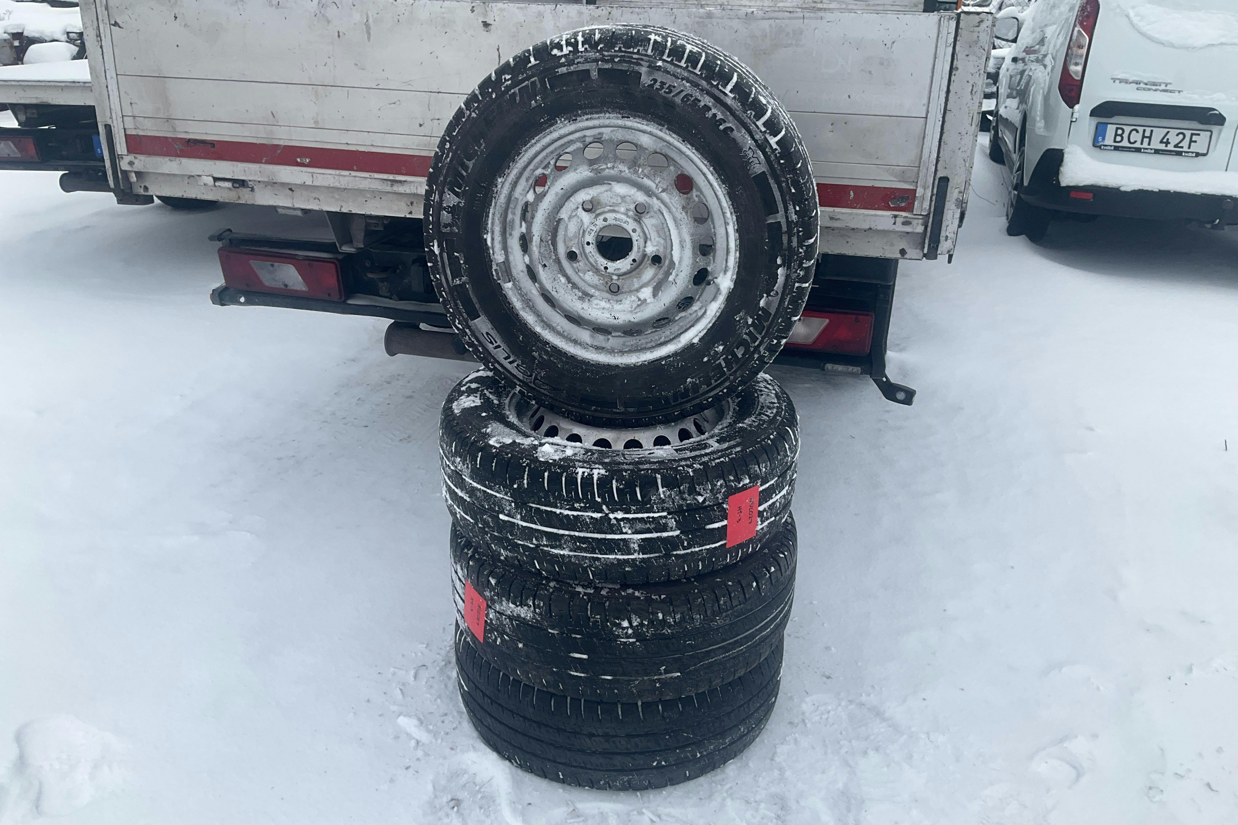 Presentation photo 14 of 14: Ford Transit Chassi 350 2.0 TDCi AWD (170hk) - 125 620 km - Manual - 2017