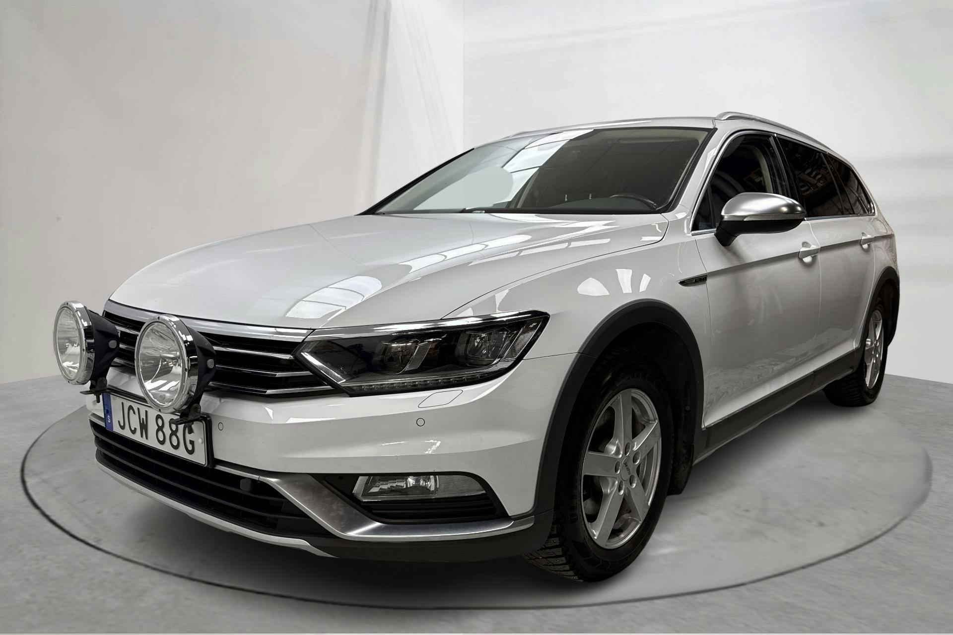 Presentation photo 1 of 20: VW Passat Alltrack 2.0 TDI 4MOTION (190hk) - 58 720 km - Automatic - white - 2019