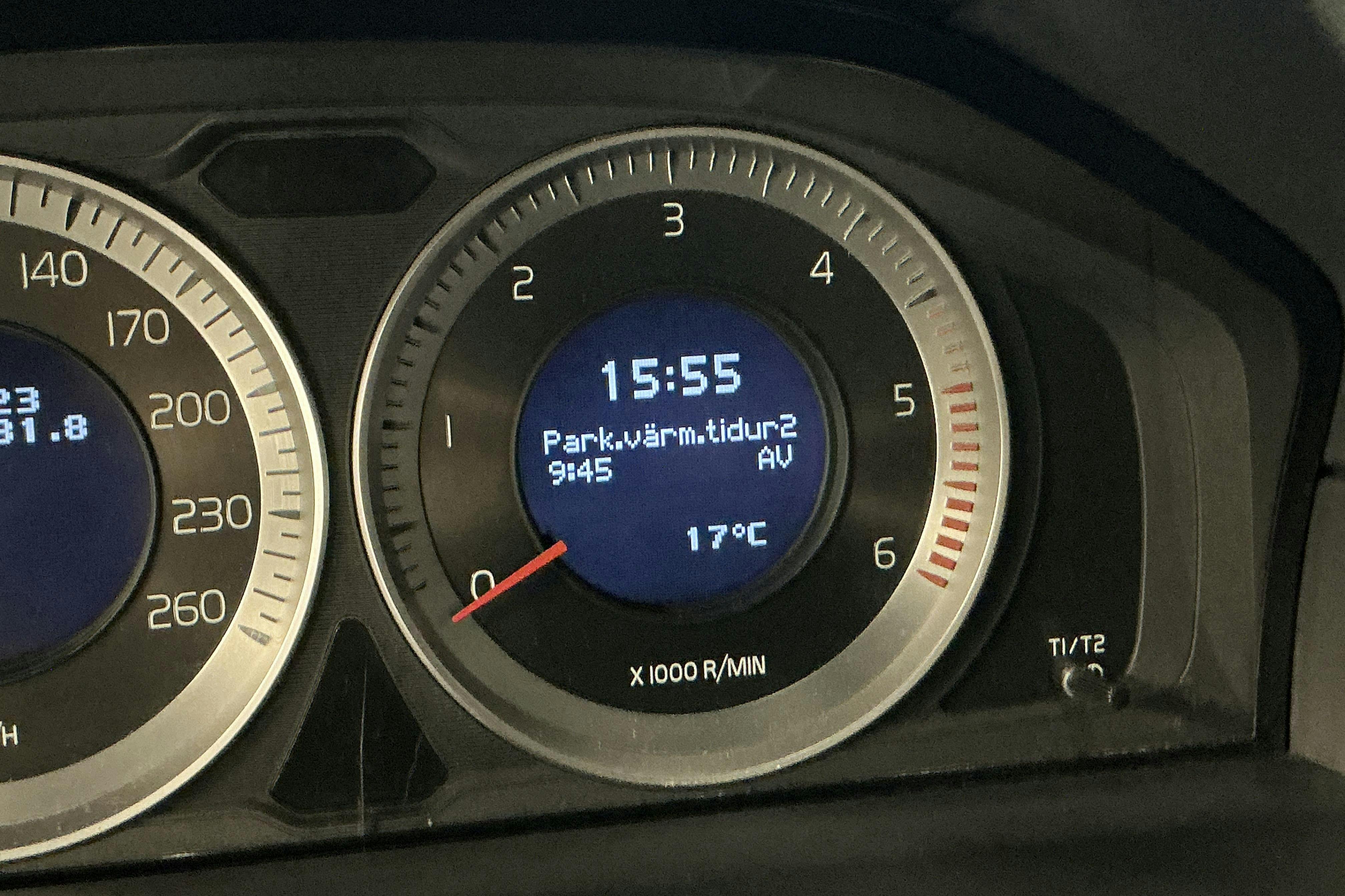 Presentation photo 13 of 13: Volvo V70 II D4 AWD (163hk) - 231 030 km - Automatic - black - 2013