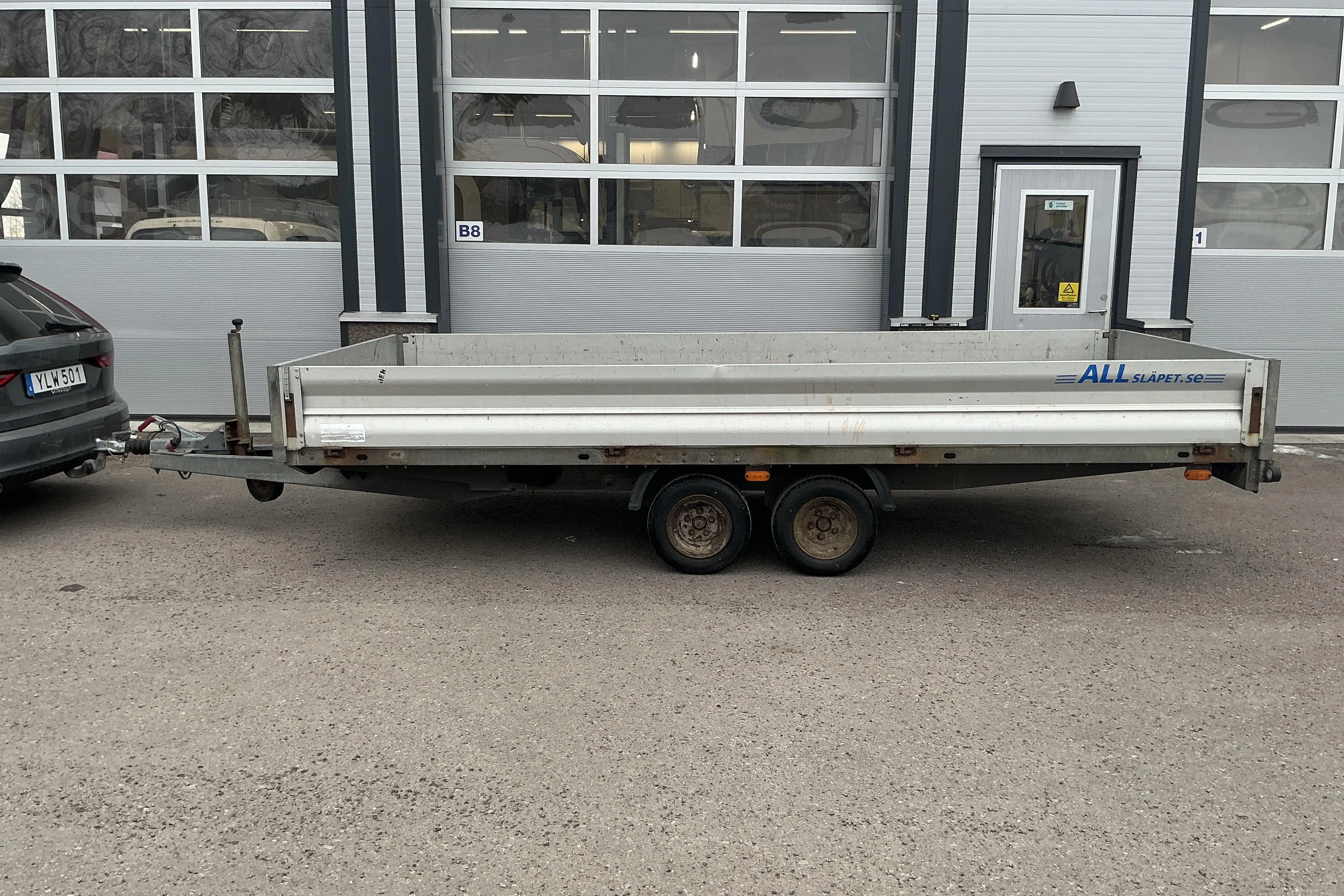 Presentationsfoto 2 av 8: ALLSLÄPET VARIO 417 Släpvagn - 0 km - grå - 2011