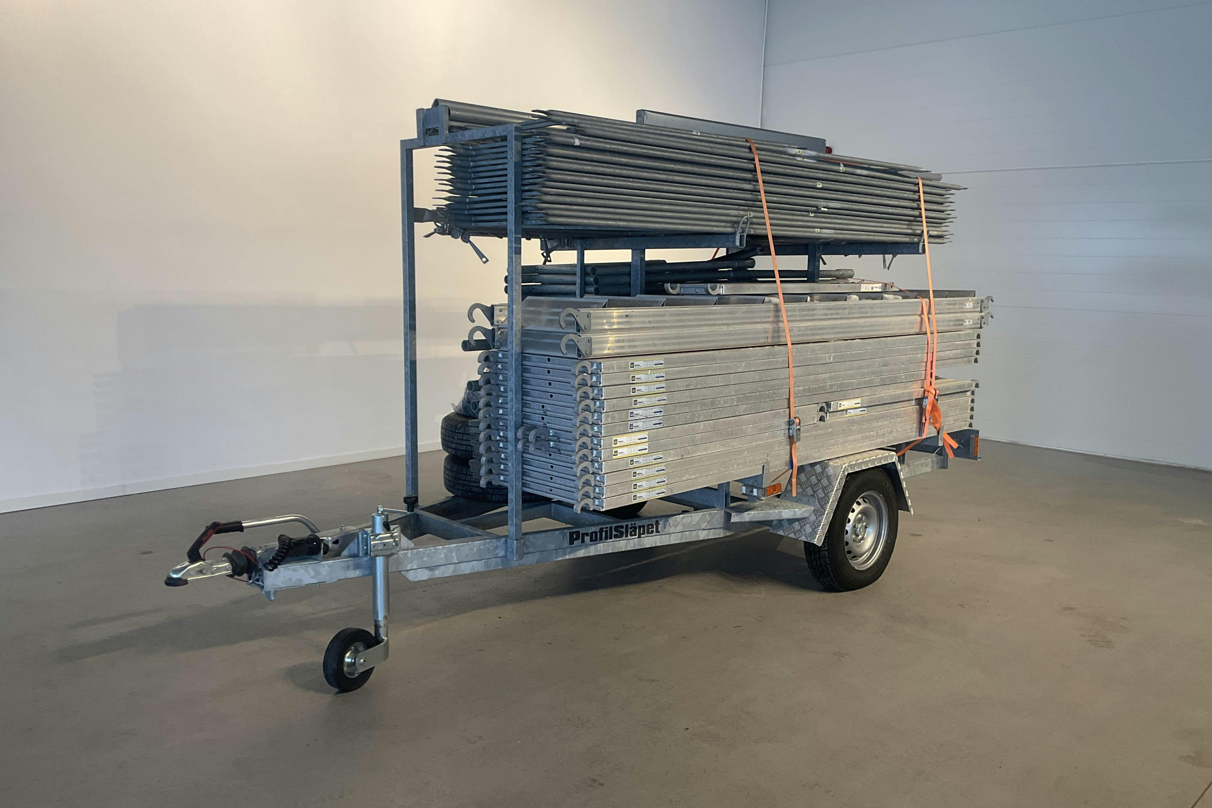 Presentationsfoto 1 av 17: PROFILSLÄPET PS ST - 0 km - Light Grey - 2024