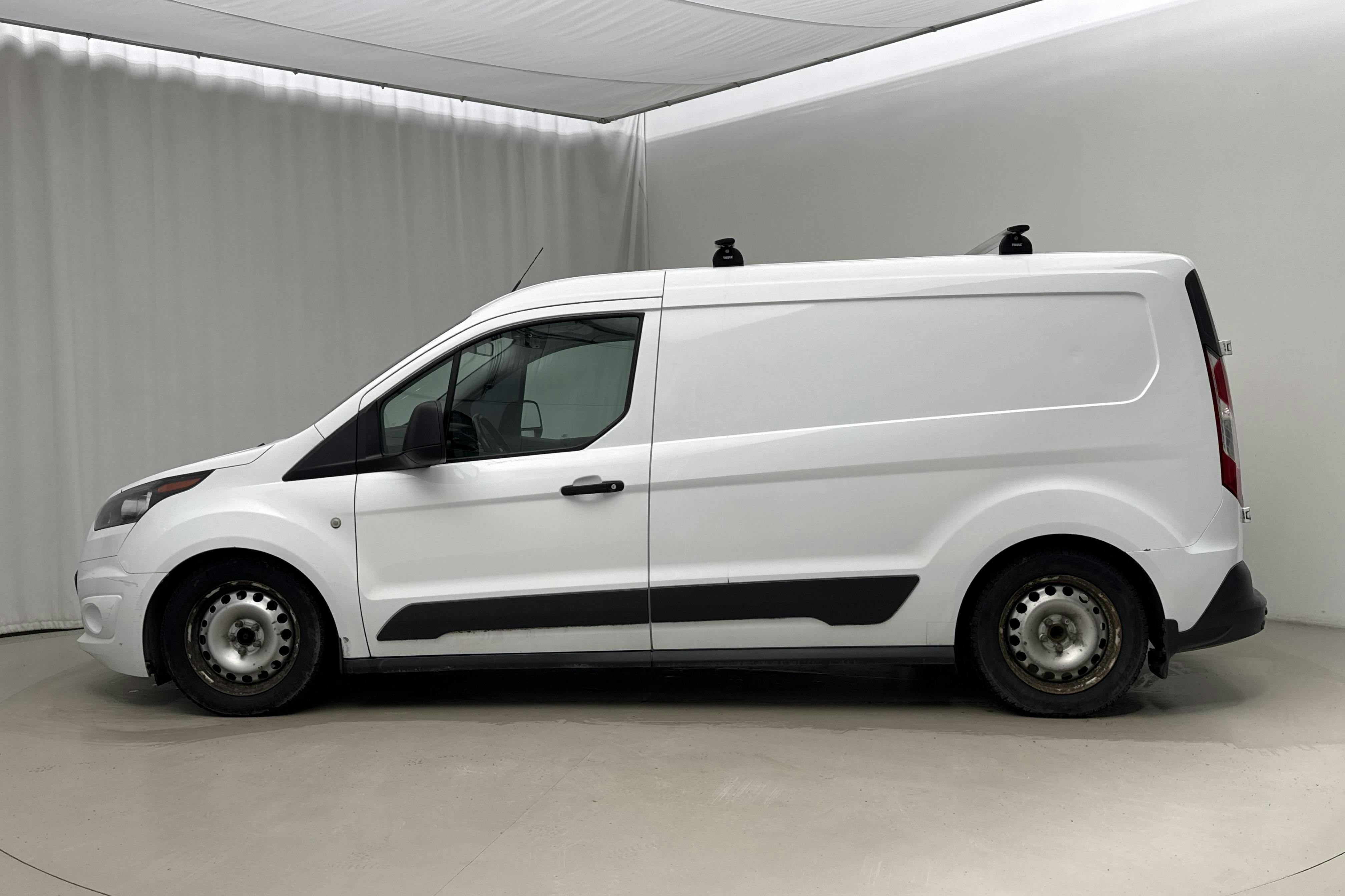 Presentationsfoto 2 av 13: Ford Transit Connect 1.5 TDCi (100hk) - 22 295 mil - Automat - vit - 2016