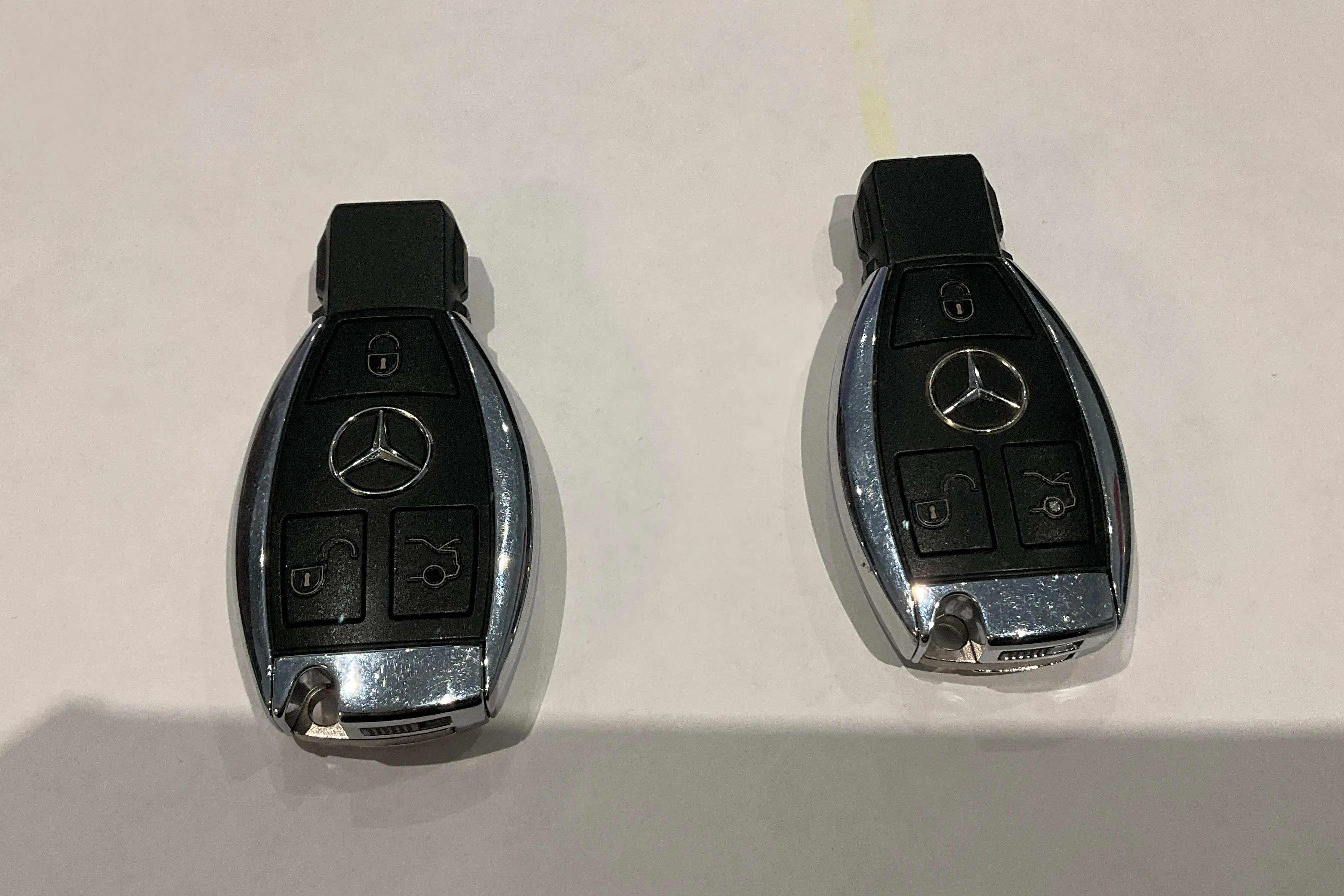 Presentation photo 18 of 18: Mercedes S 500 W221 (435hk) - 239 680 km - Automatic - silver - 2012