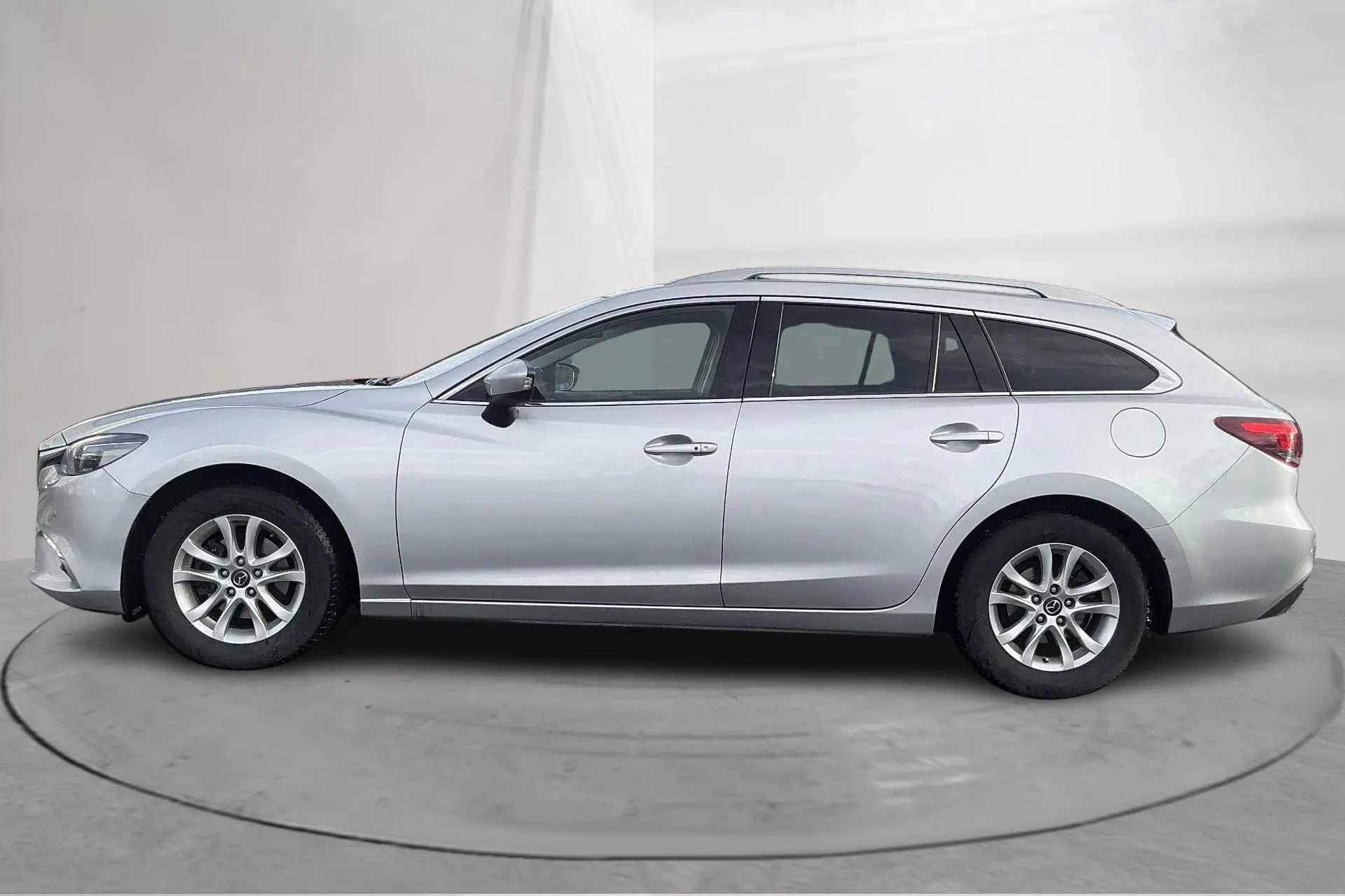 Presentation photo 2 of 15: Mazda 6 2.2 DE Kombi AWD (175hk) - 128 810 km - Automatic - gray - 2015