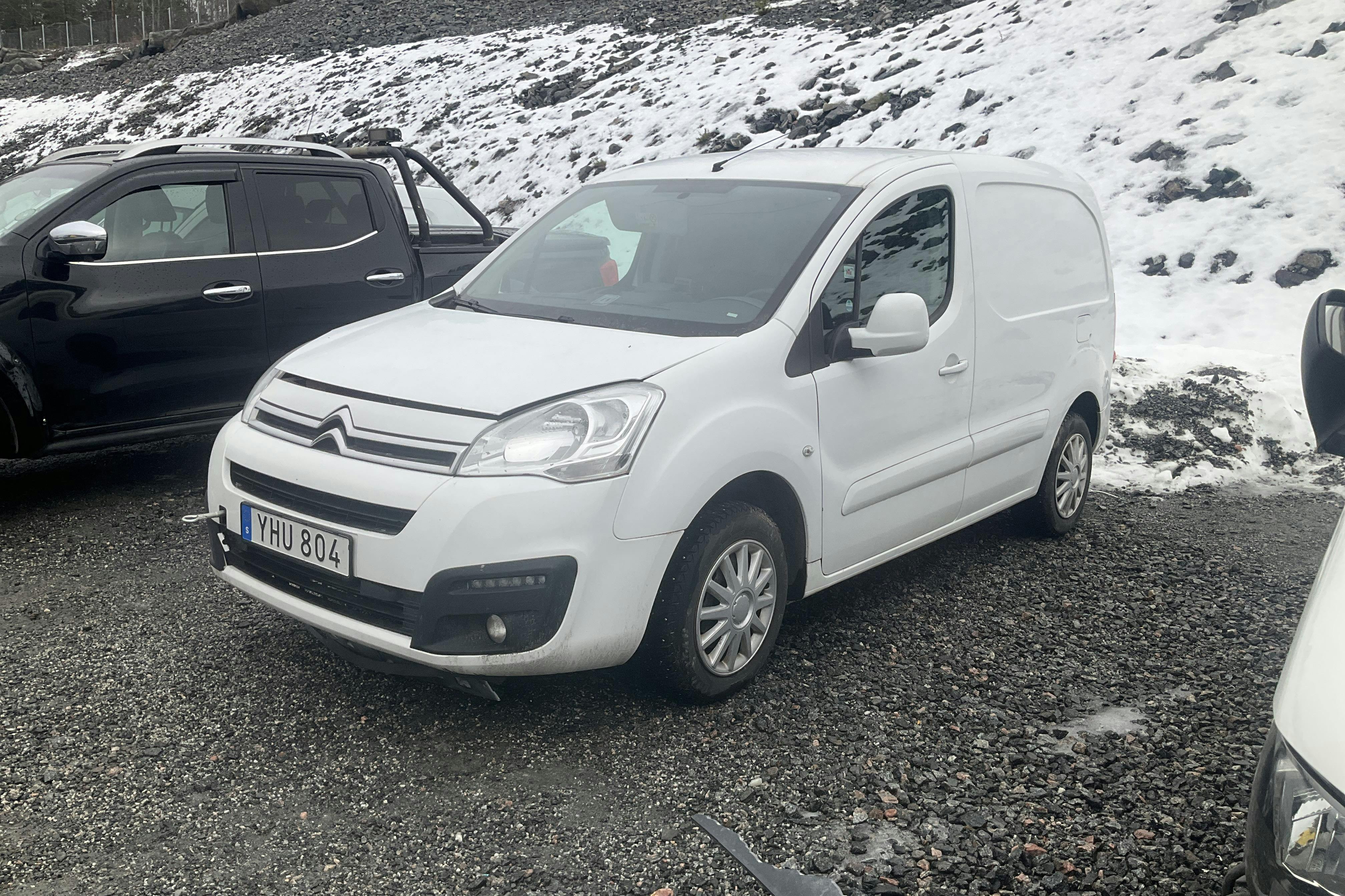 Presentation photo 1 of 15: Citroën Berlingo 1.6 BlueHDi Skåp (100hk) - 252 130 km - Automatic - white - 2016