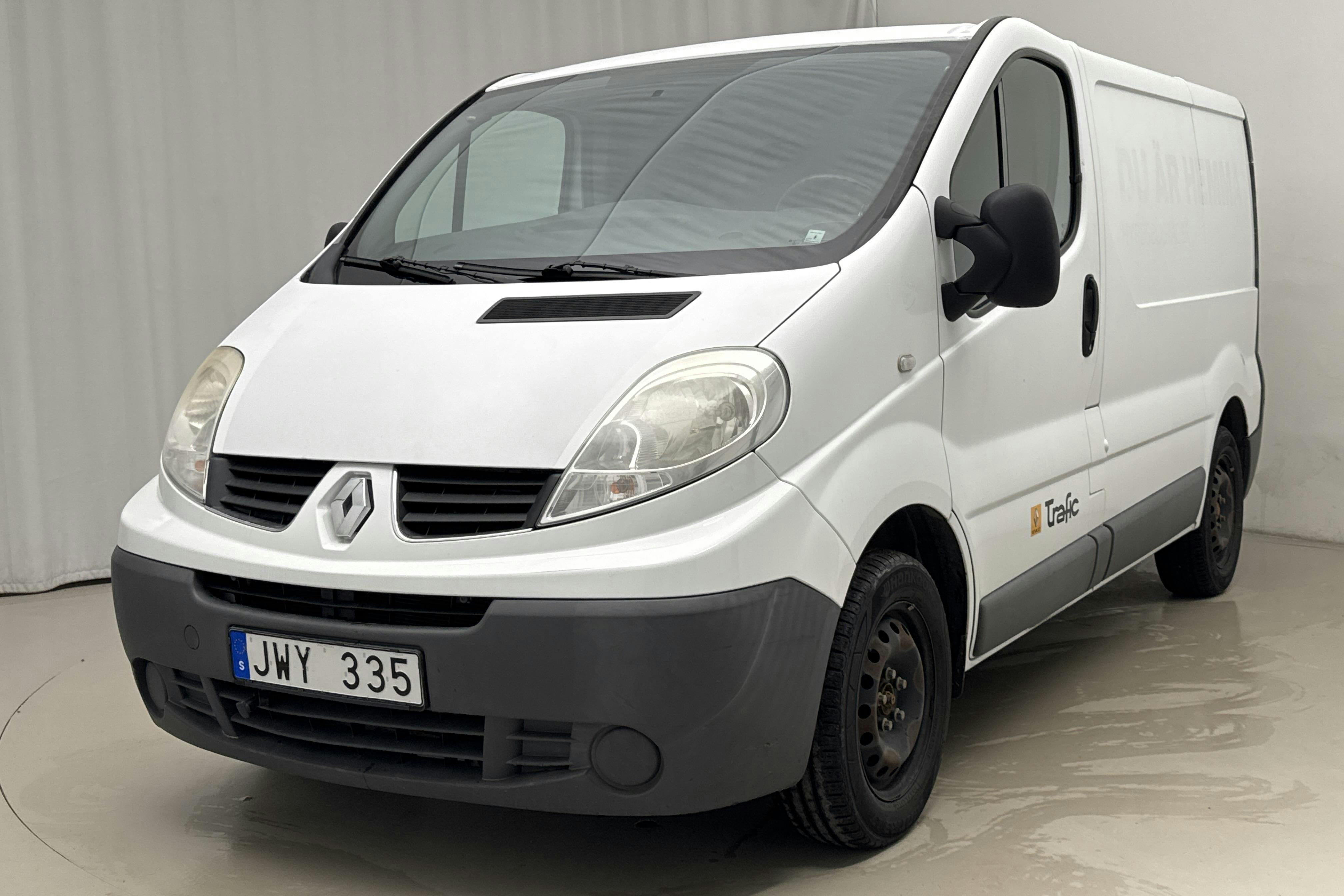Presentation photo 1 of 11: Renault Trafic 2.0 dCi Skåp (90hk) - 147 250 km - Manual - white - 2013