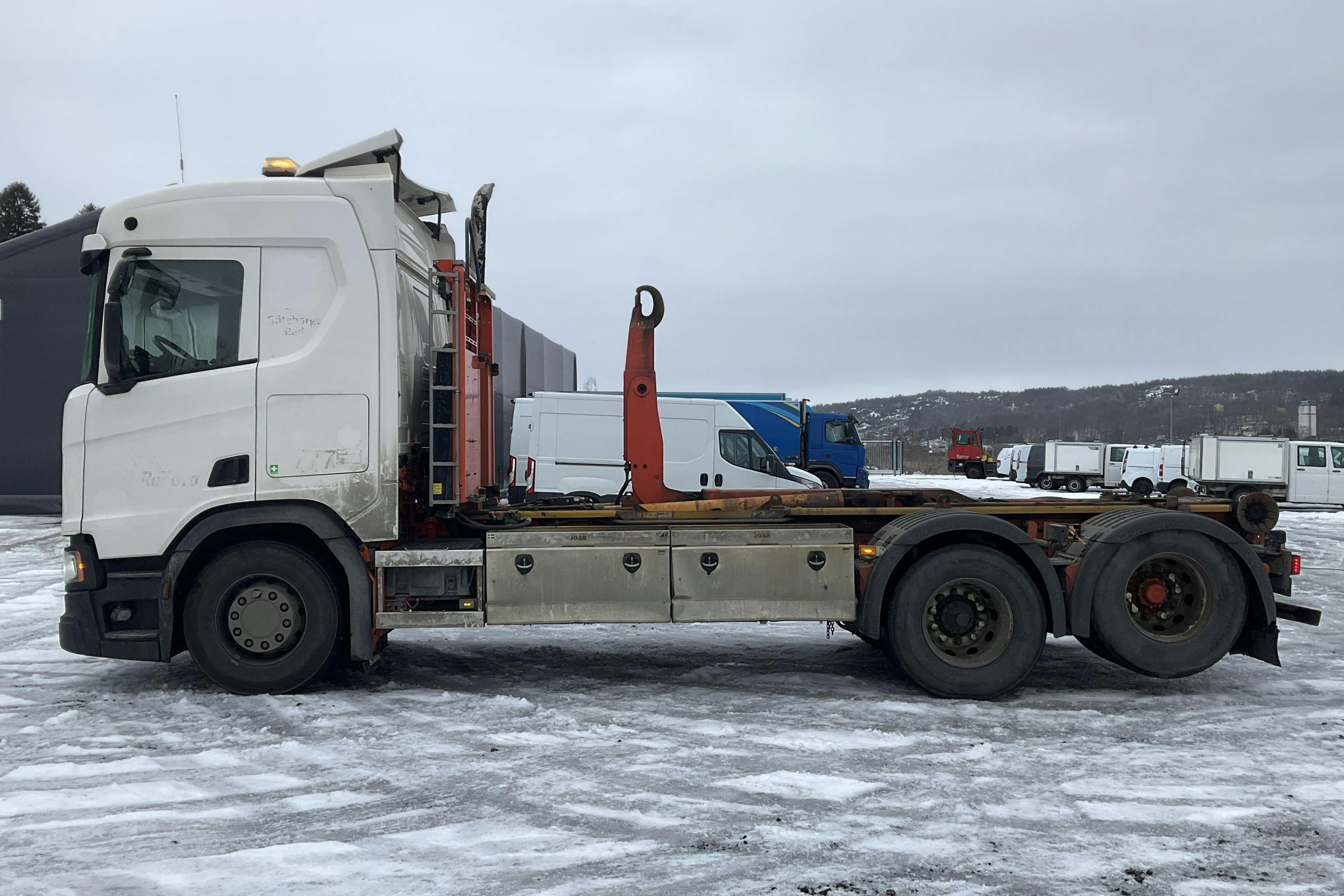 Presentation photo 2 of 42: SCANIA R500B 6X2 NB - 363 812 km - Automatic - white - 2019