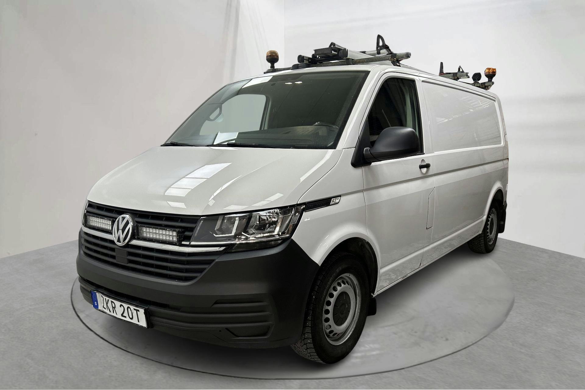 Presentation photo 1 of 16: VW Transporter T6 2.0 TDI BMT Skåp 4MOTION (150hk) - 139 120 km - Manual - white - 2020