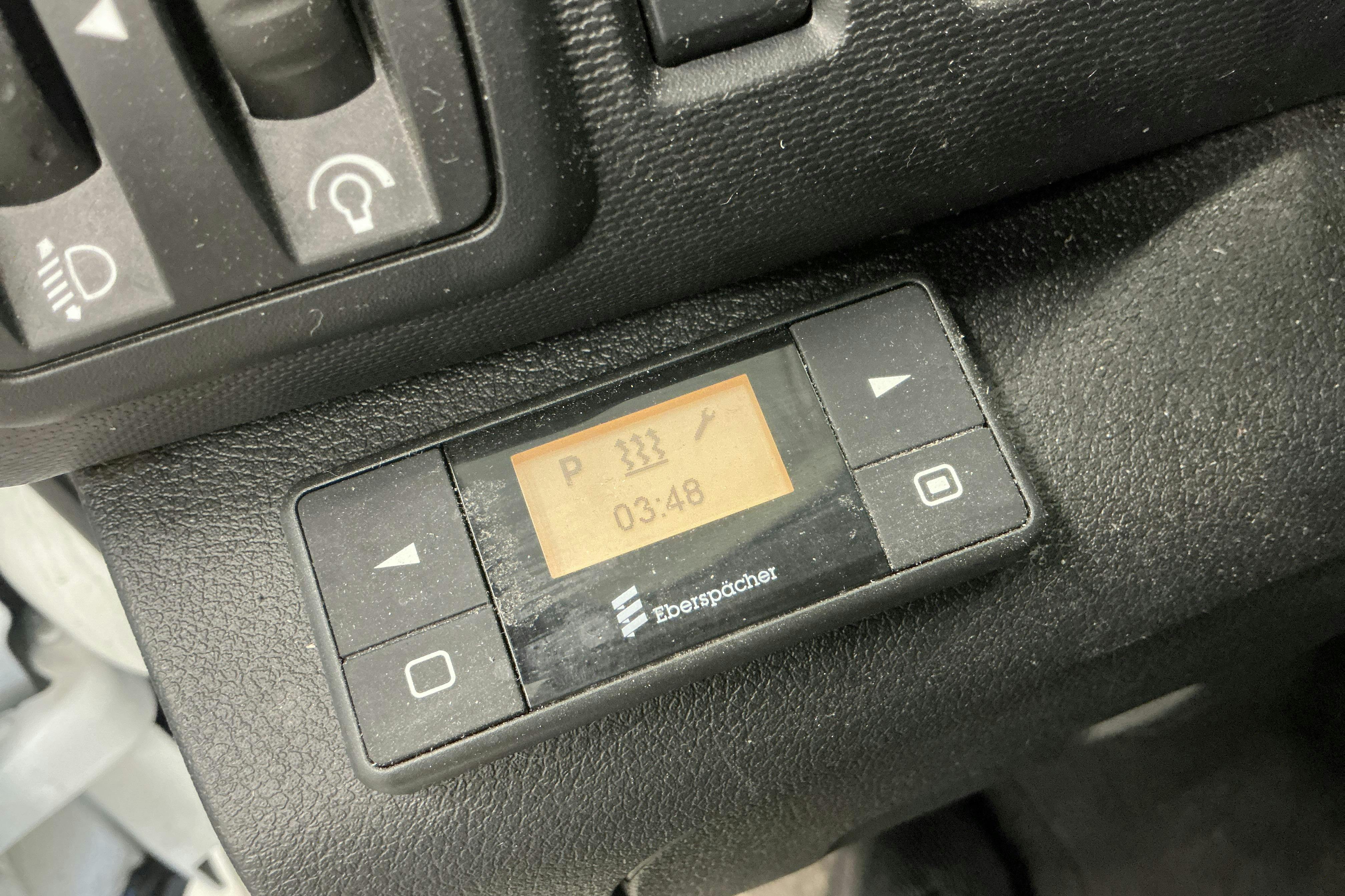 Zdjęcie prezentacyjne 17 z 17: Renault Trafic 2.0 dCi Skåp (145hk) - 118 670 km - Automatyczna - biały - 2021