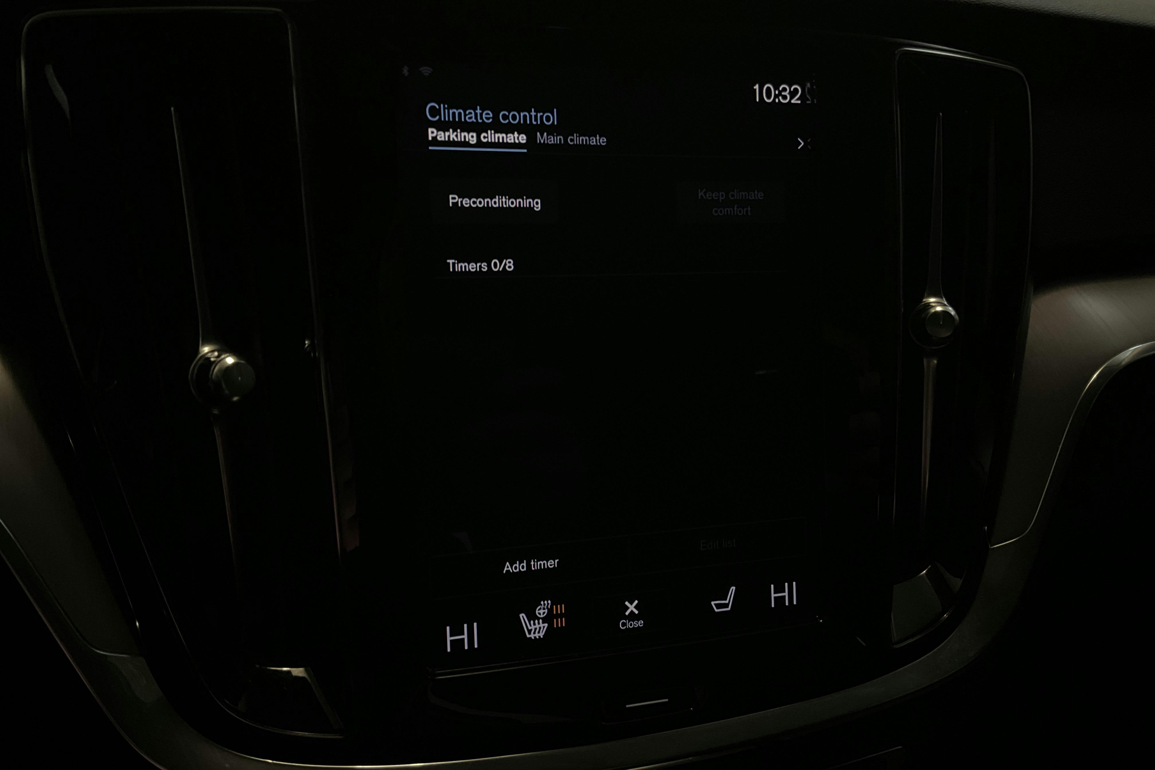 Zdjęcie prezentacyjne 14 z 14: Volvo V60 B4 Mildhybrid, Diesel (197hk) - 52 740 km - Automatyczna - Dark Grey - 2022