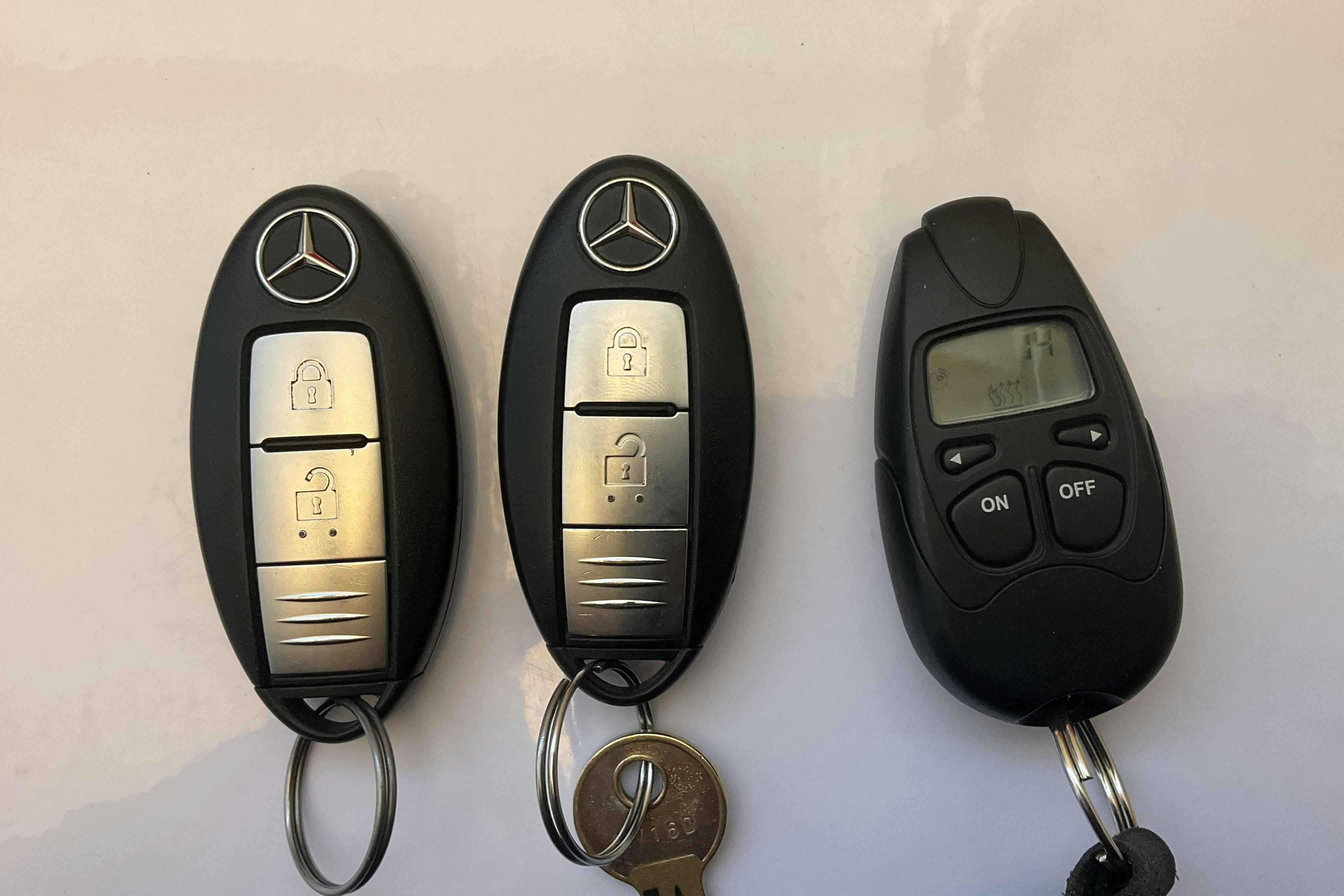 Presentation photo 16 of 16: Mercedes X 350 d 4MATIC (258hk) - 217 340 km - Automatic - white - 2019