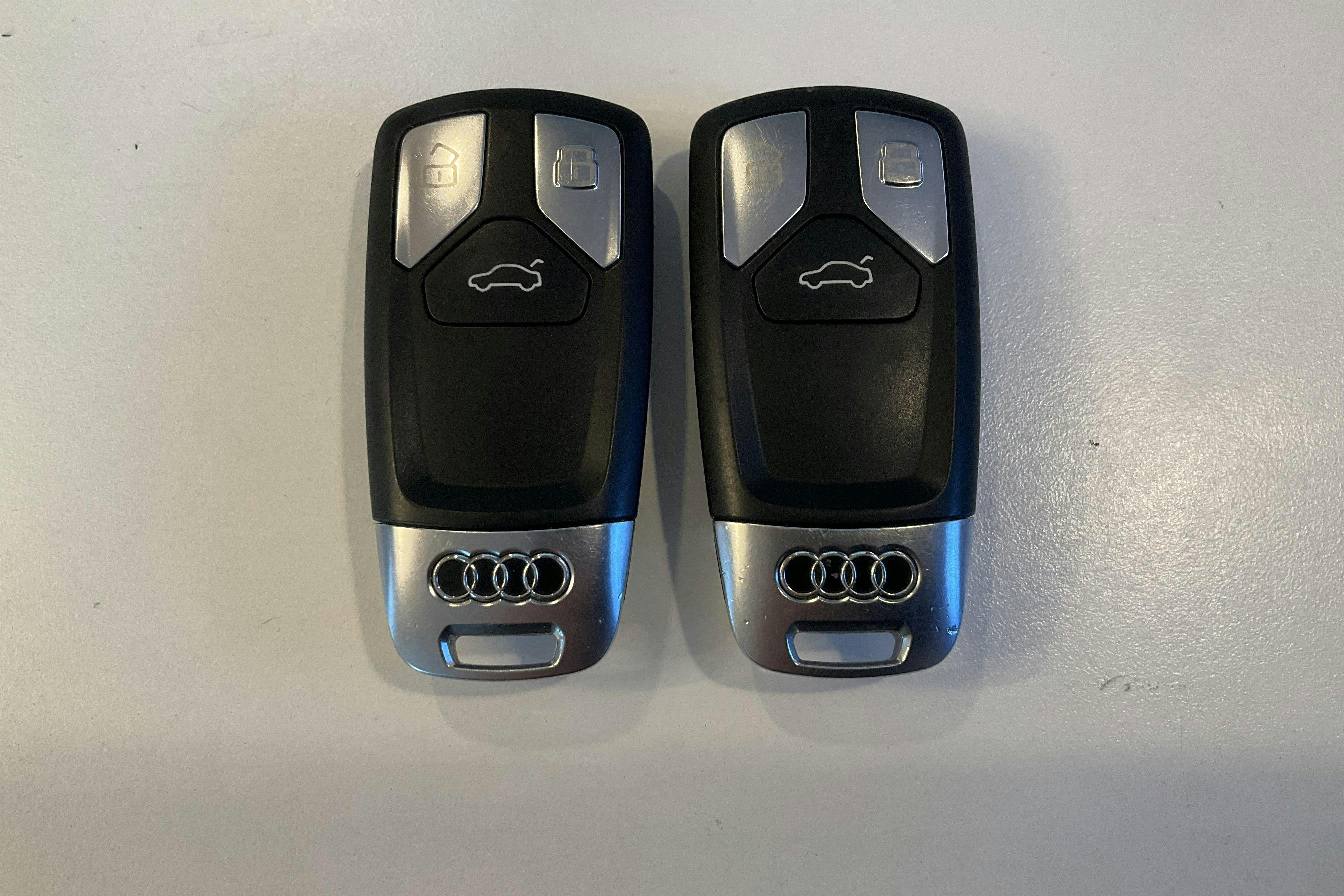 Presentationsfoto 13 av 13: Audi A4 2.0 TDI Avant quattro (190hk) - 14 442 mil - Automat - röd - 2017