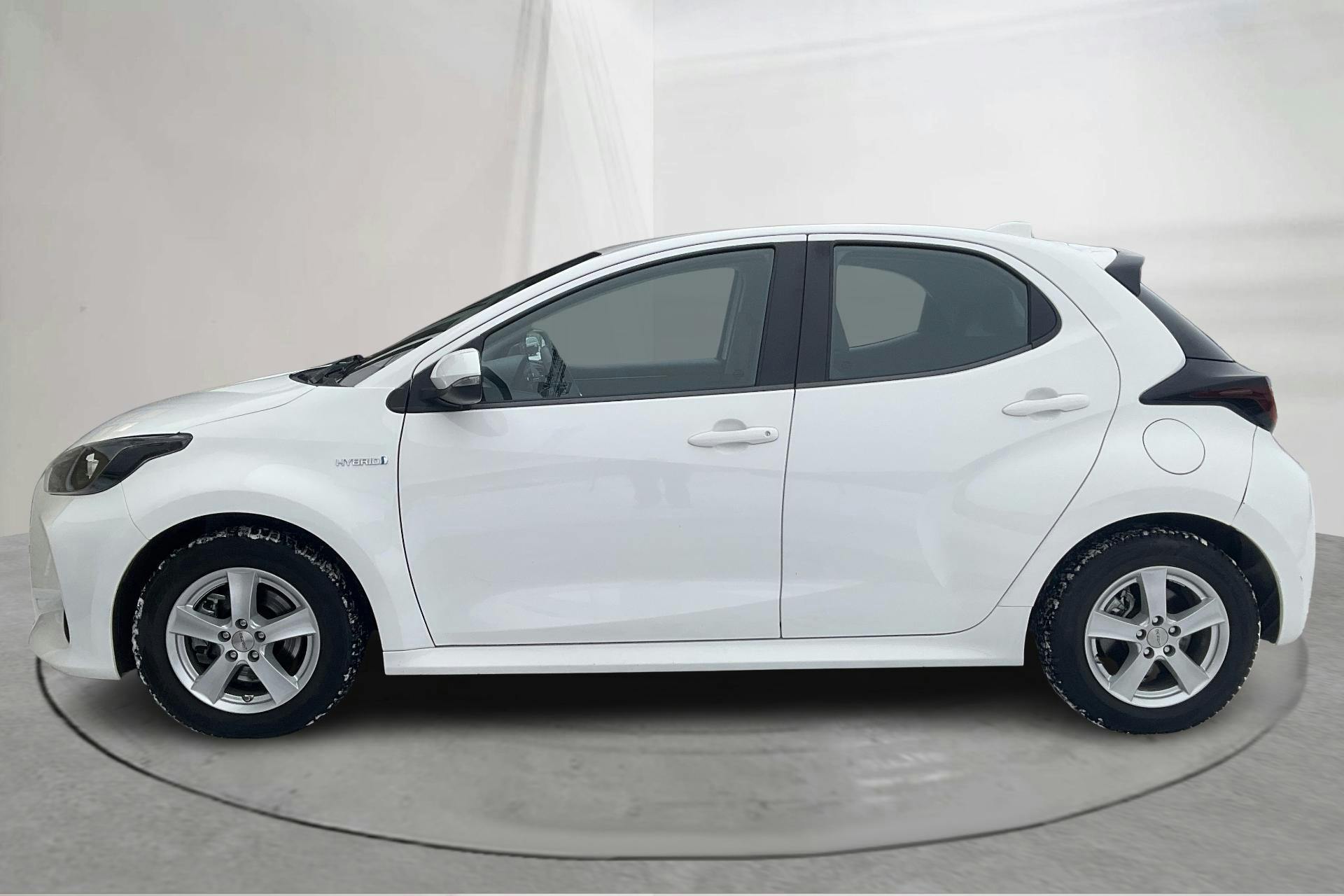Presentation photo 2 of 15: Toyota Yaris 1.5 Hybrid 5dr (116hk) - 20 040 km - Automatic - white - 2021
