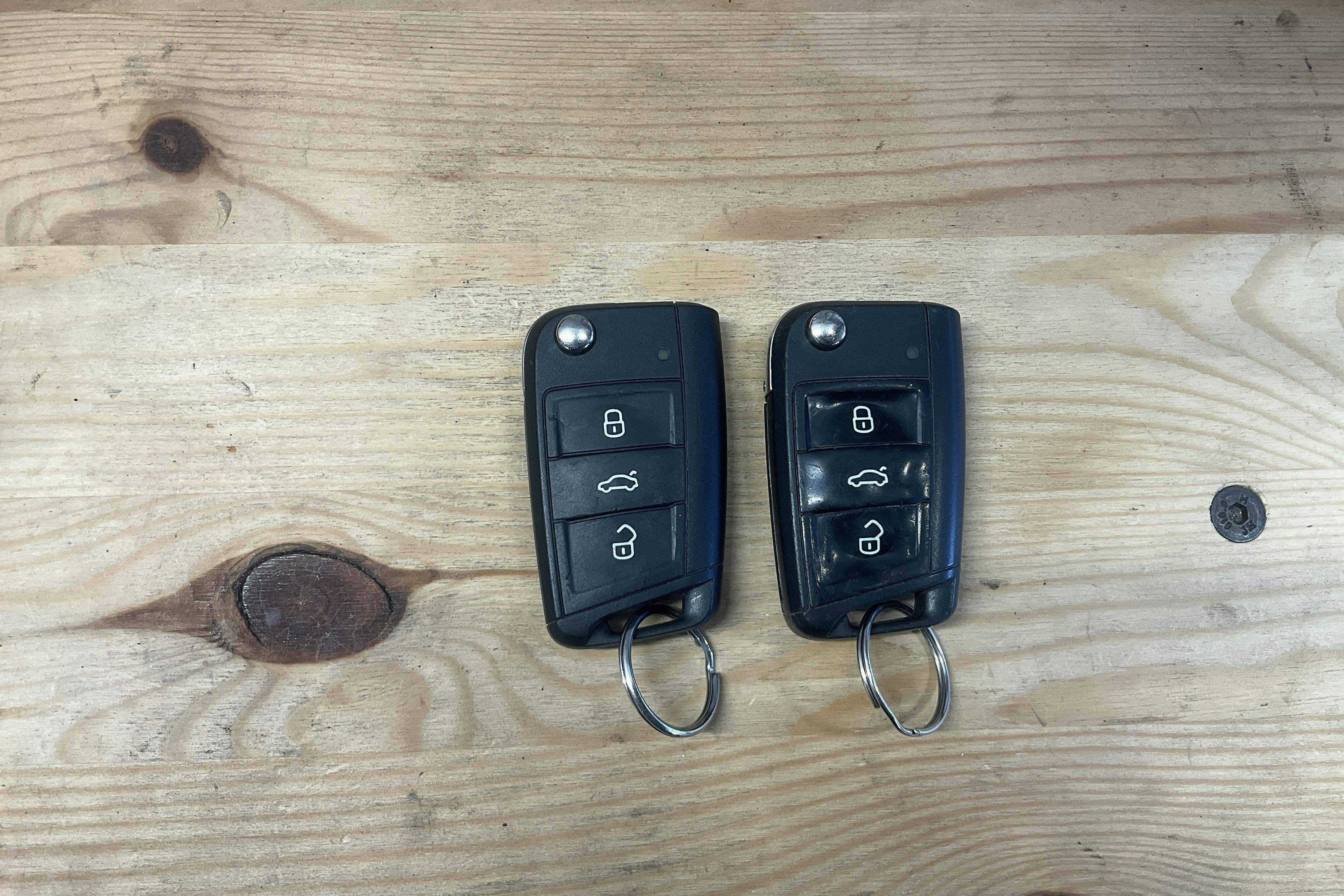 Presentationsfoto 15 av 15: VW T-Roc 2.0 TDI 4MOTION (150hk) - 15 260 mil - Automat - blå - 2021