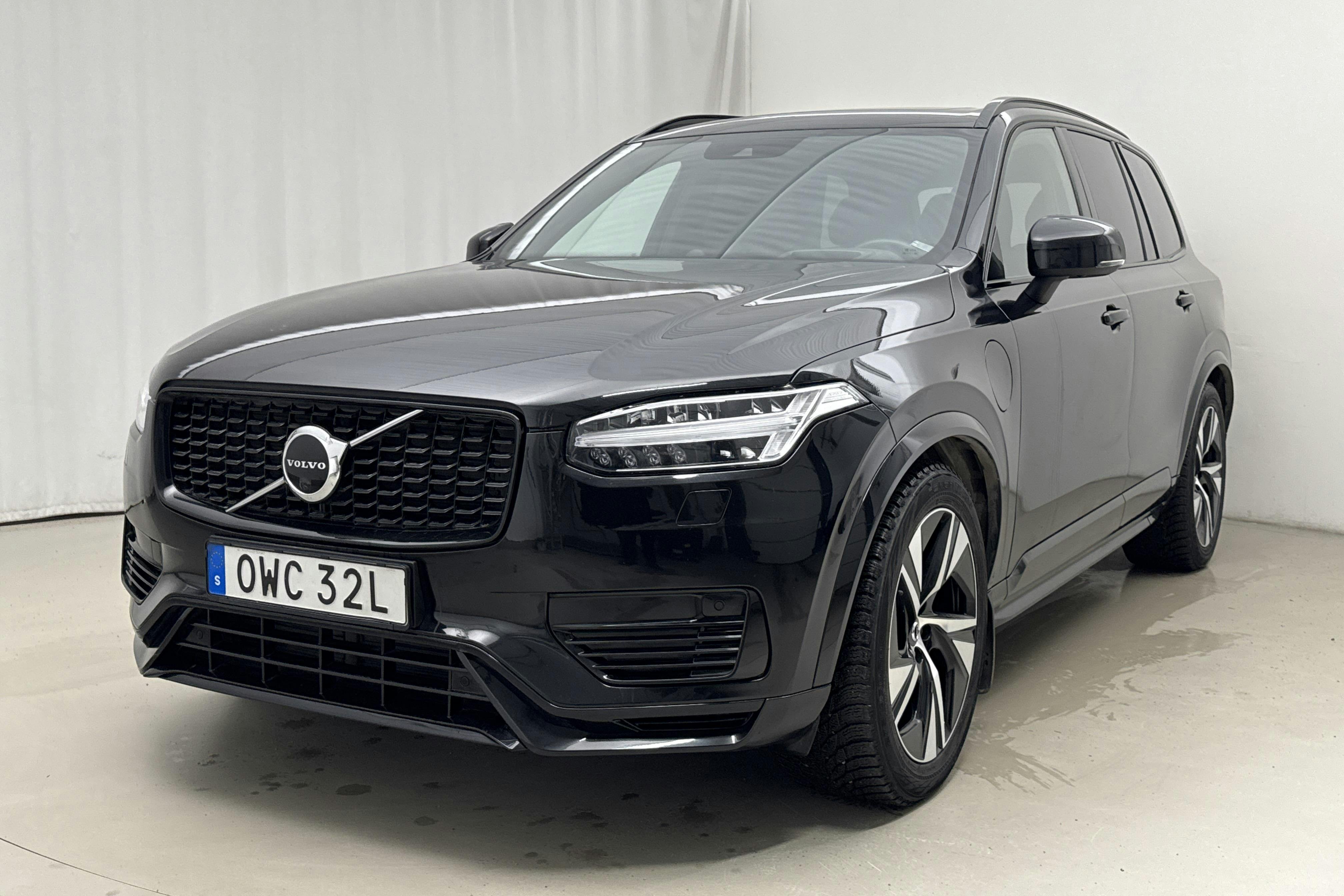 Presentationsfoto 1 av 30: Volvo XC90 T8 AWD Recharge (455hk) - 10 003 mil - Automat - svart - 2022