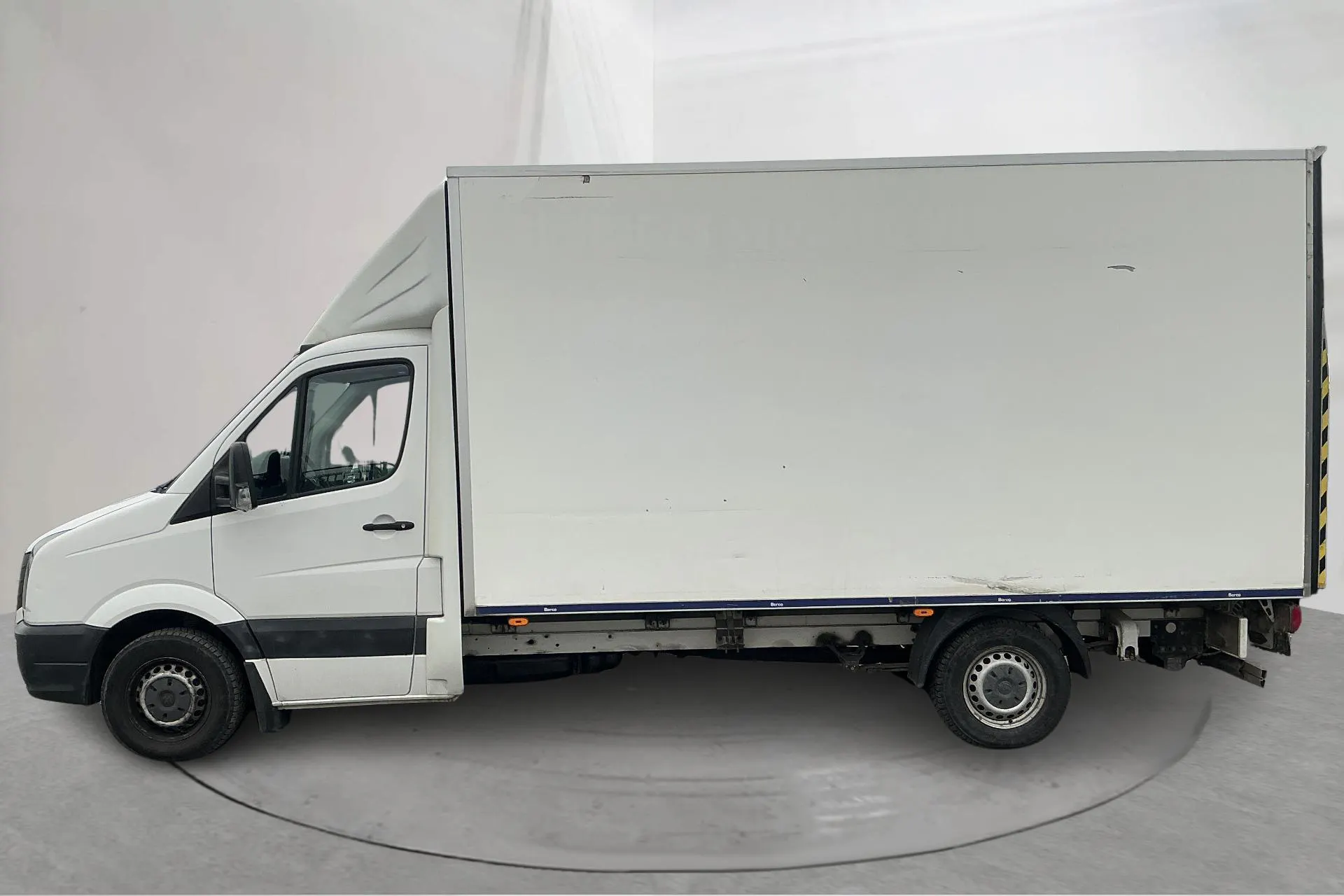 Presentation photo 2 of 11: VW Crafter 35 2.0 TDI Volymskåp (163hk) - 175 920 km - Manual - white - 2016