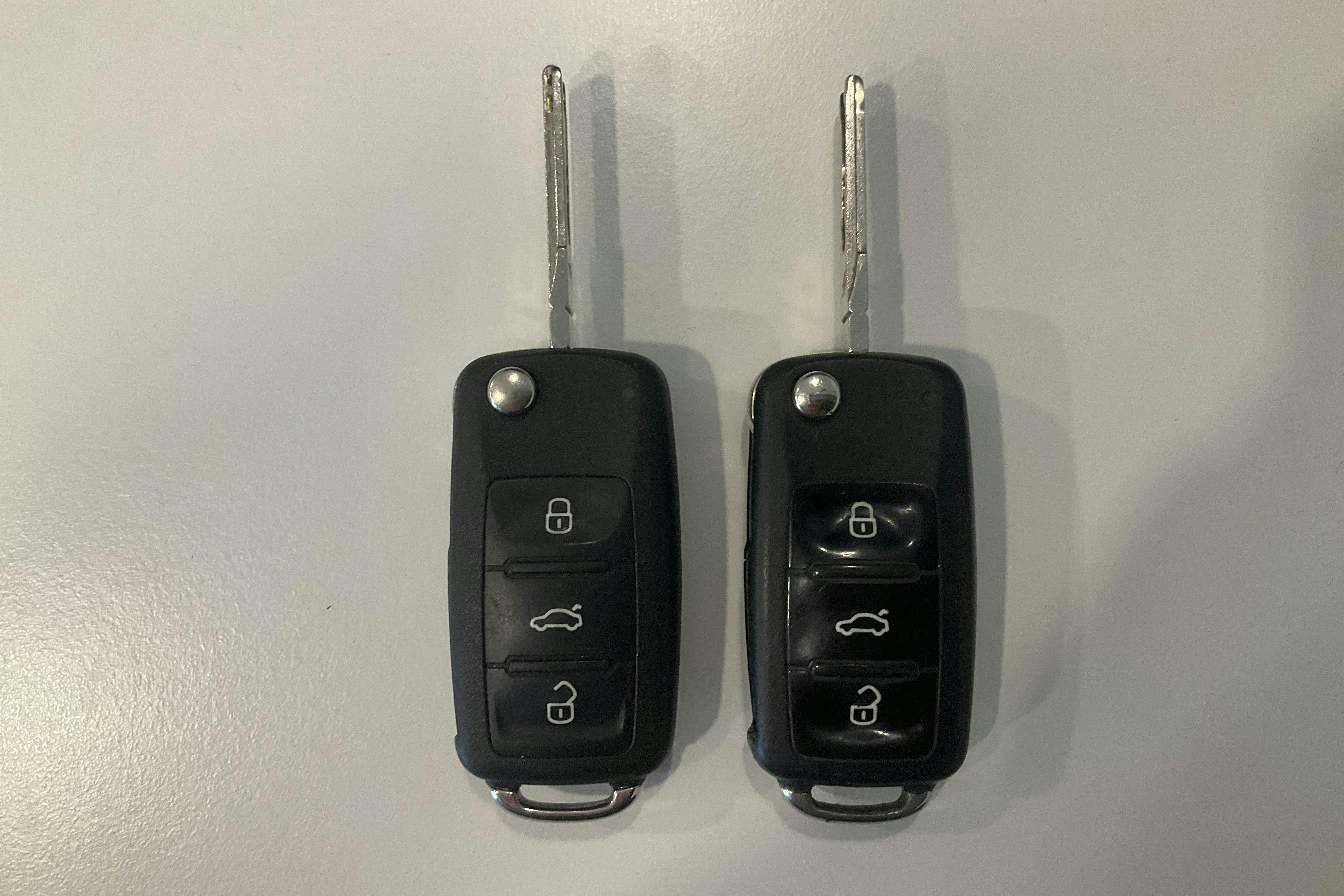 Presentationsfoto 13 av 13: VW Golf VI 1.6 TDI BlueMotion Technology 5dr (105hk) - 24 860 mil - Manuell - grå - 2011